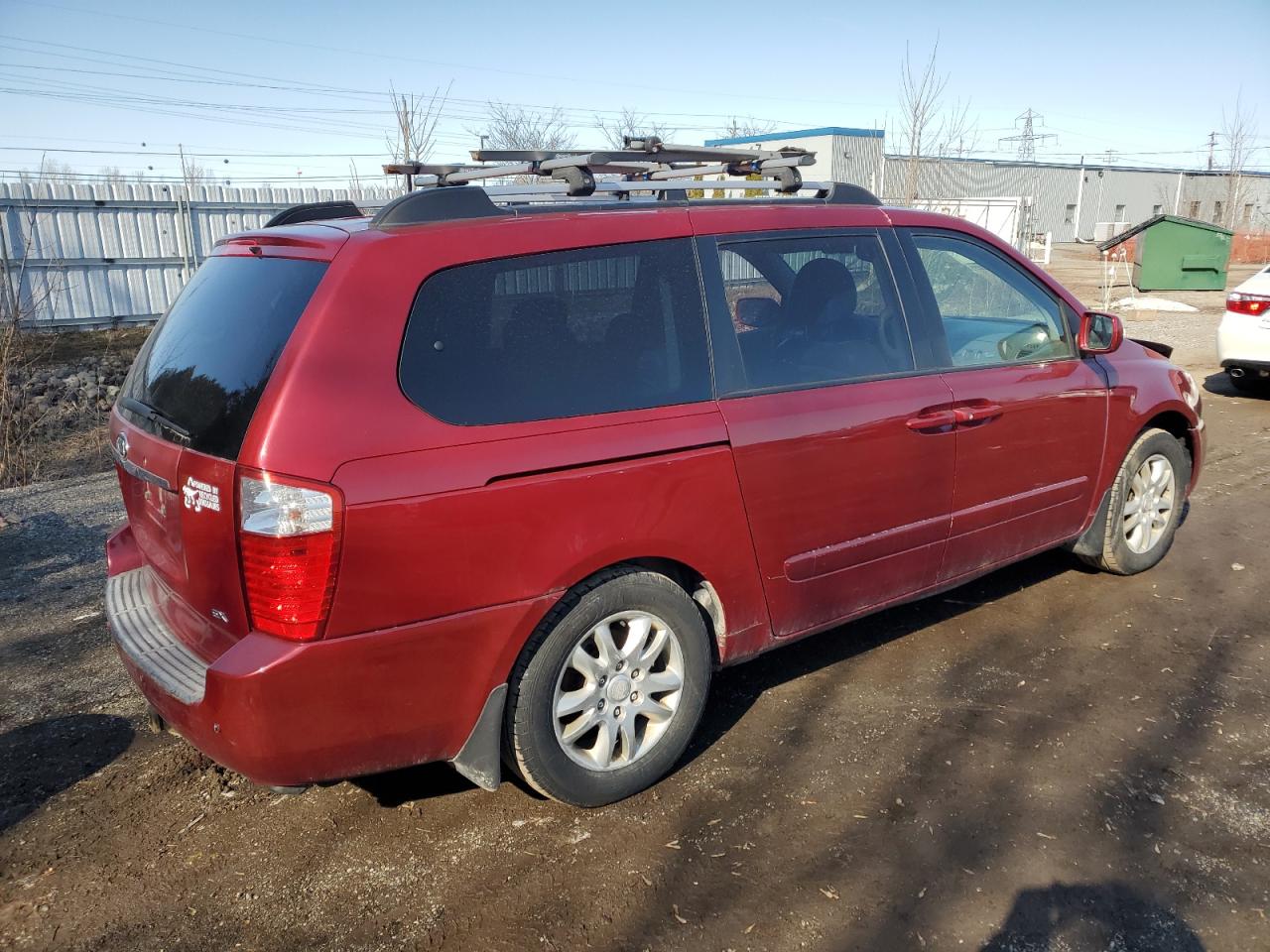 2008 Kia Sedona - Image 3