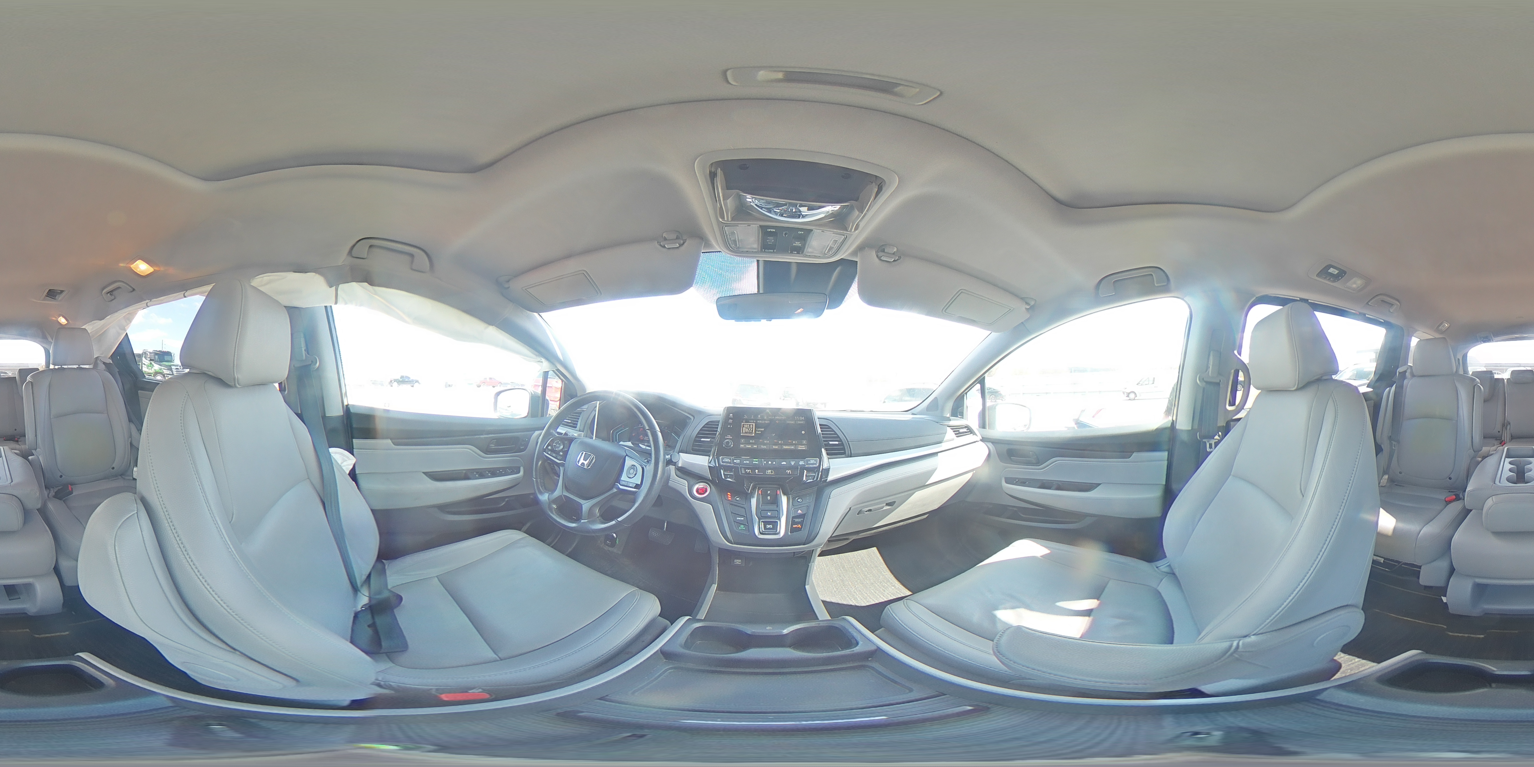 2018 Honda Odyssey - Image 15