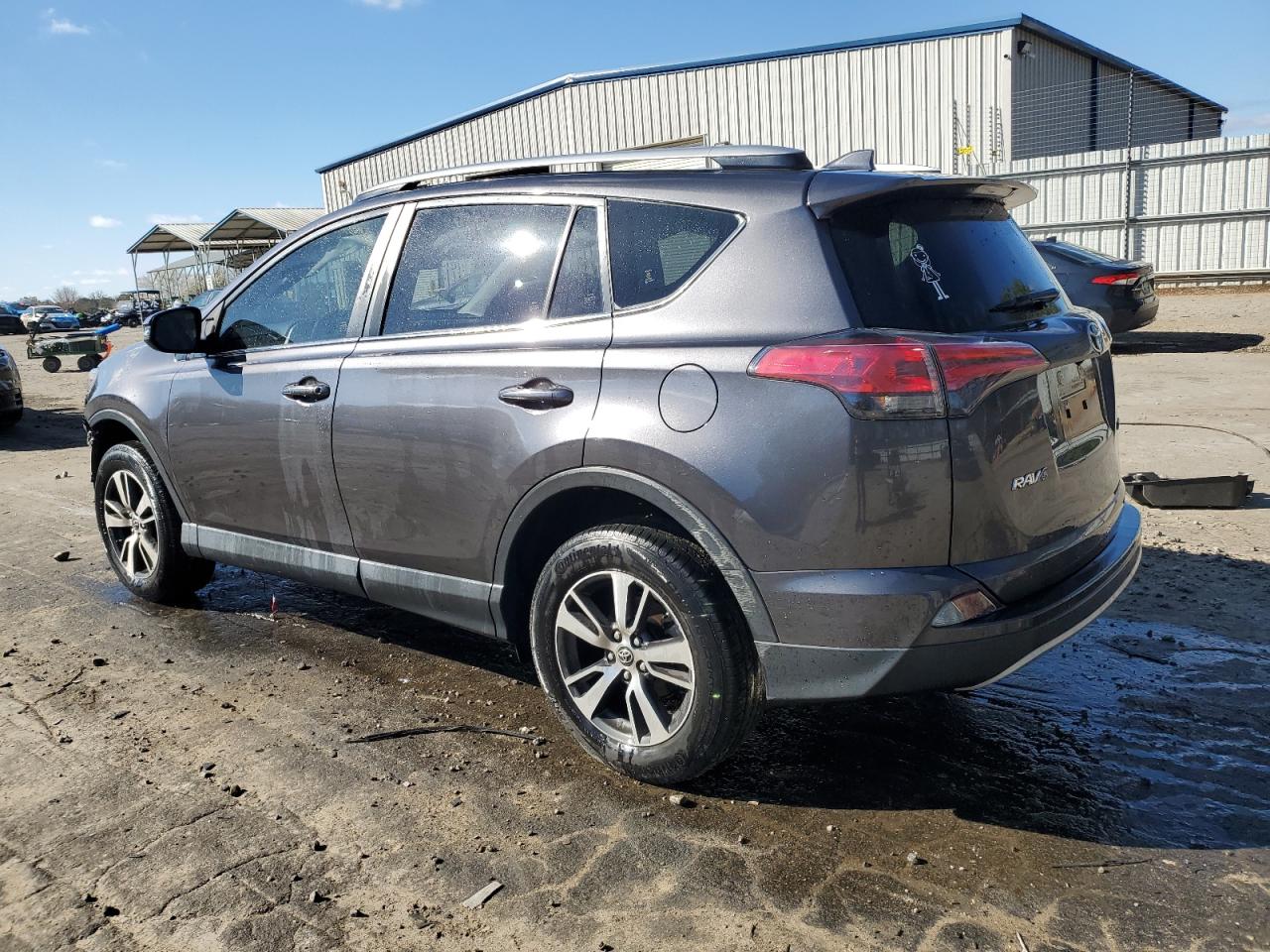 2018 Toyota RAV 4 - Image 2