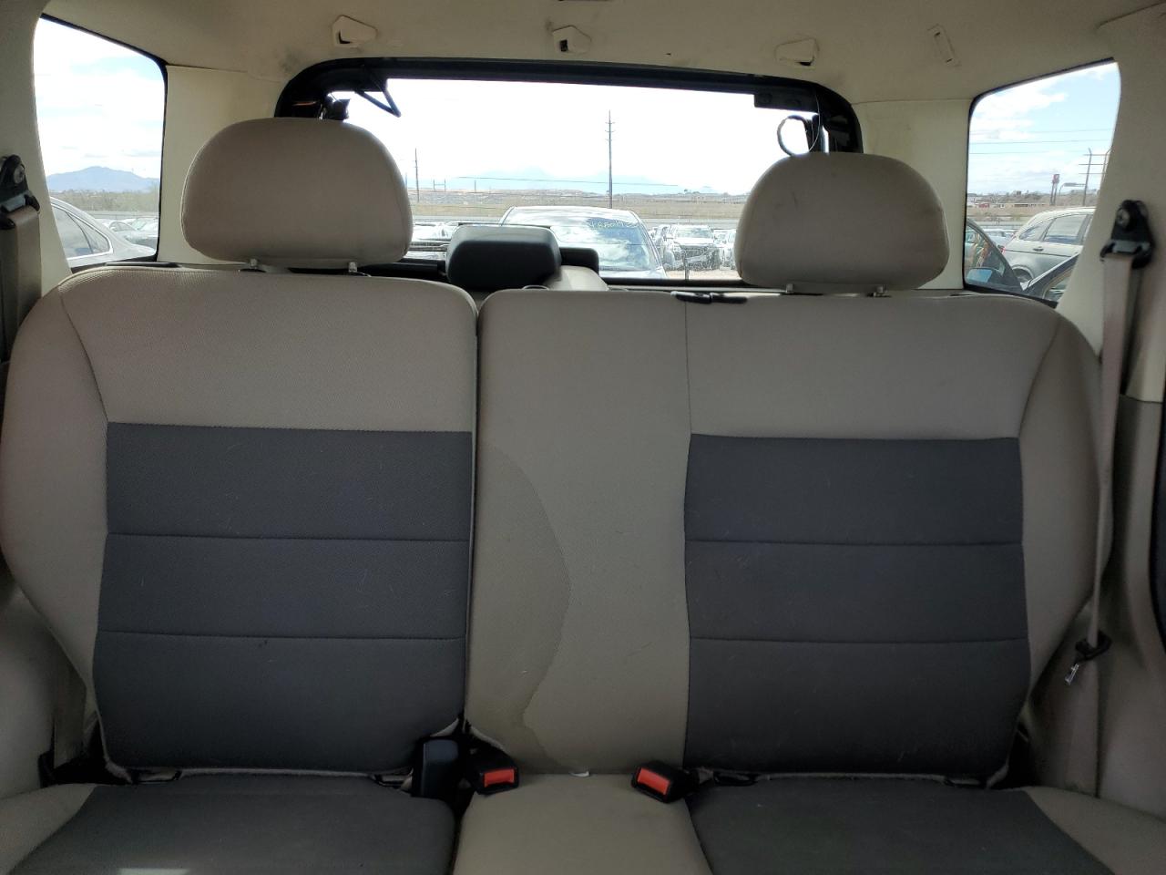 2008 Ford Escape - Image 10