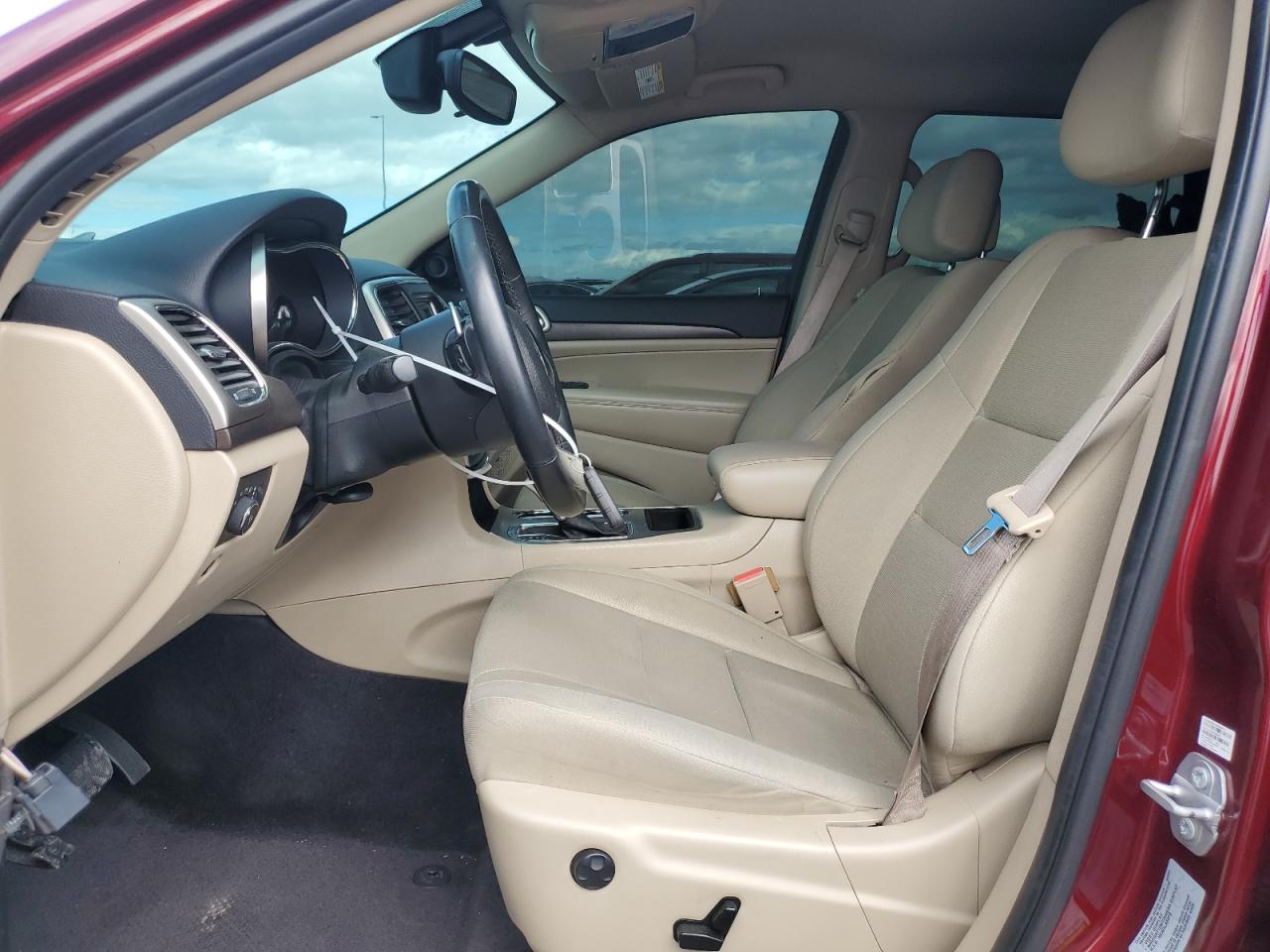 2017 Jeep Grand Cherokee - Image 7