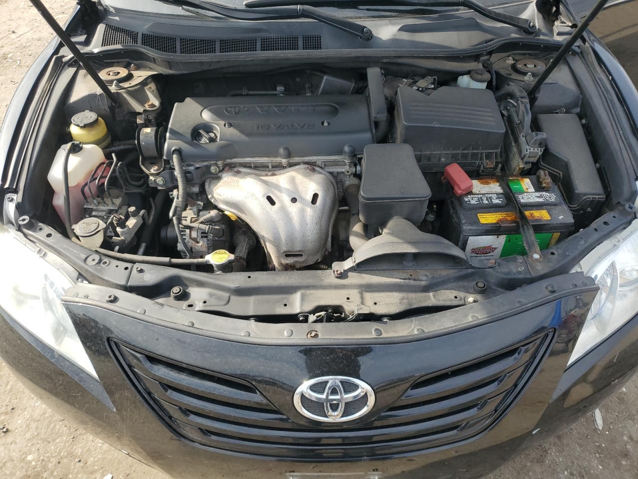 2009 Toyota Camry - Image 11