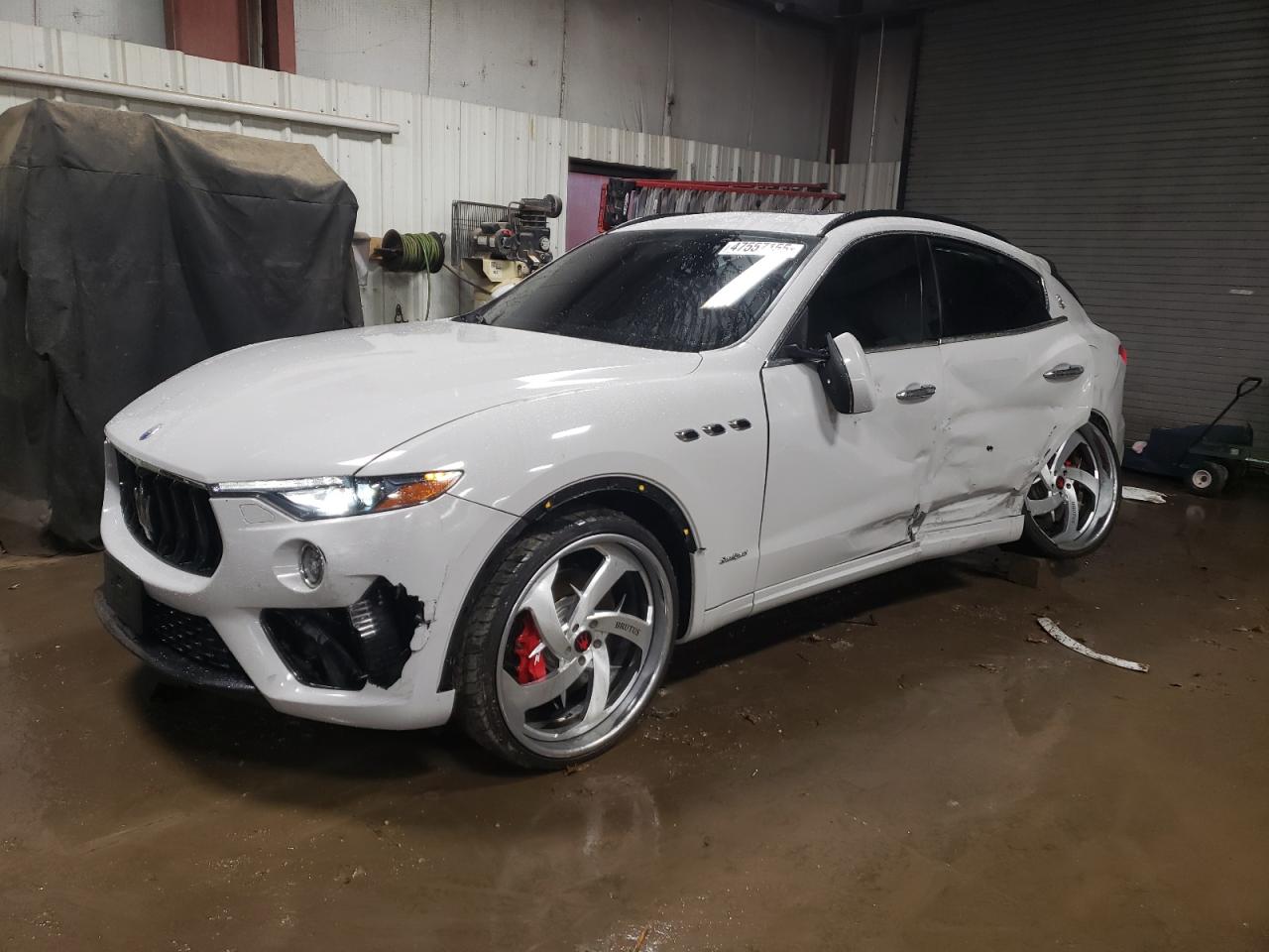2019 Maserati Levante S Sport for Sale in Elgin, IL - Side