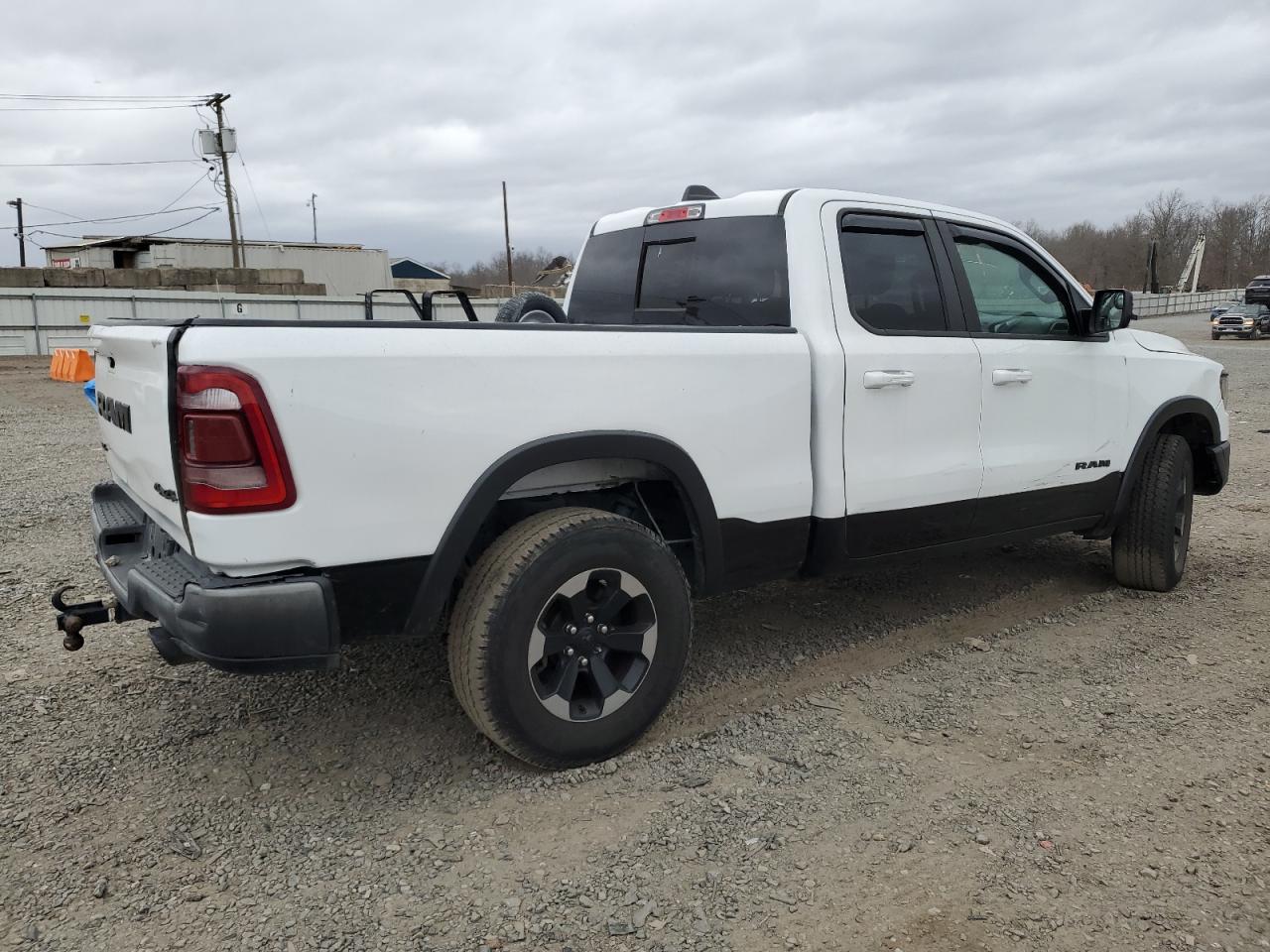 2020 RAM 1500 - Image 3