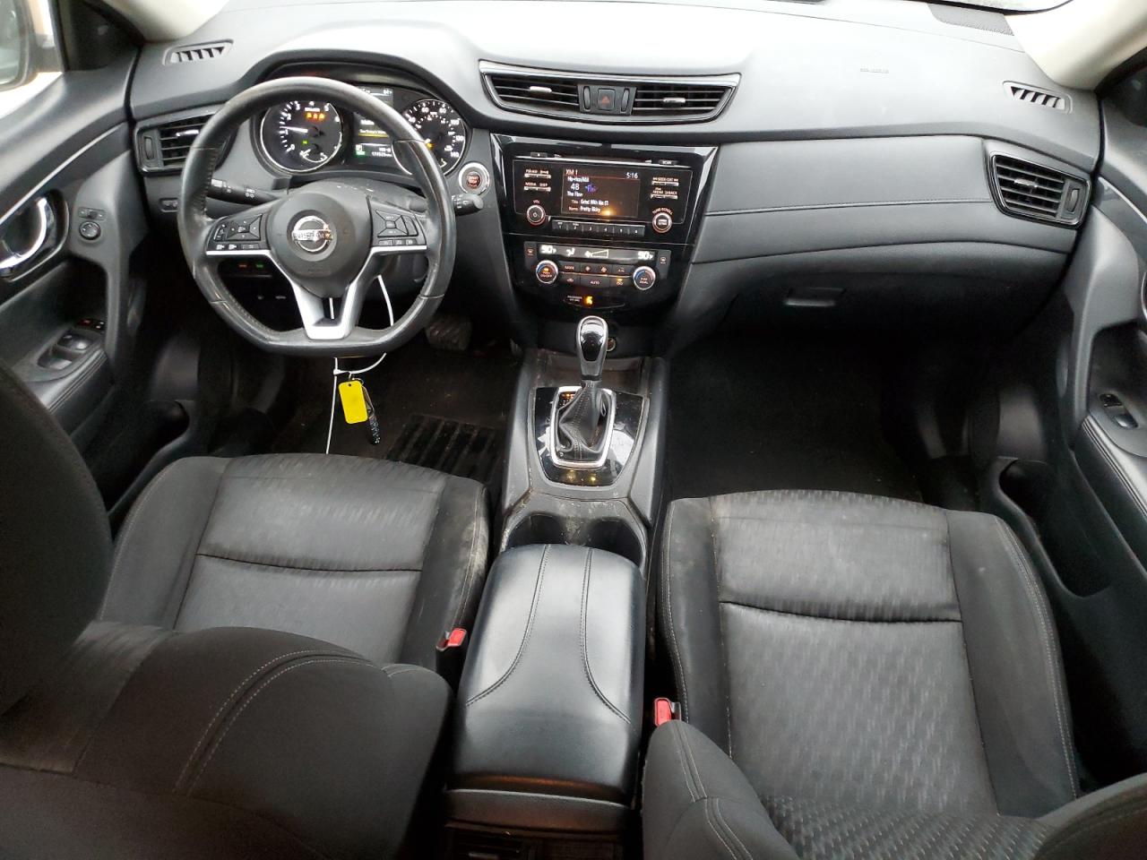 2017 Nissan Rogue - Image 8