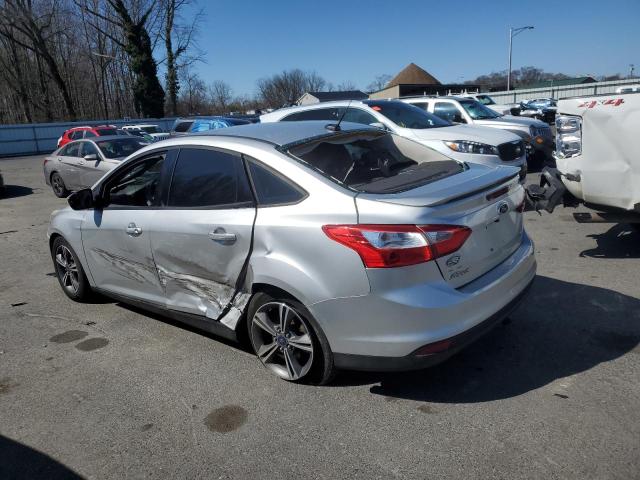 Седаны FORD FOCUS 2014 Серебристый