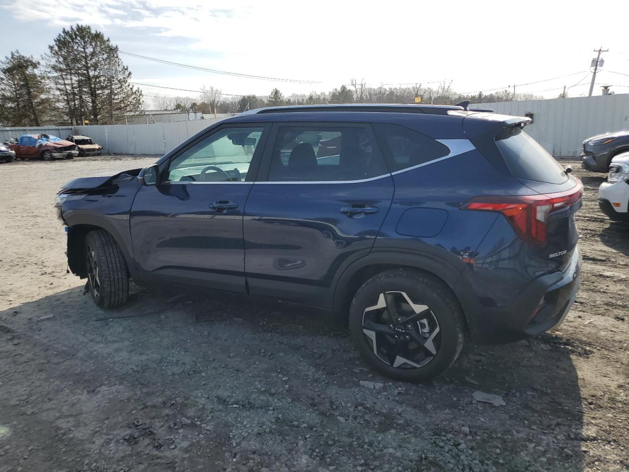 2024 Kia Seltos - Image 2