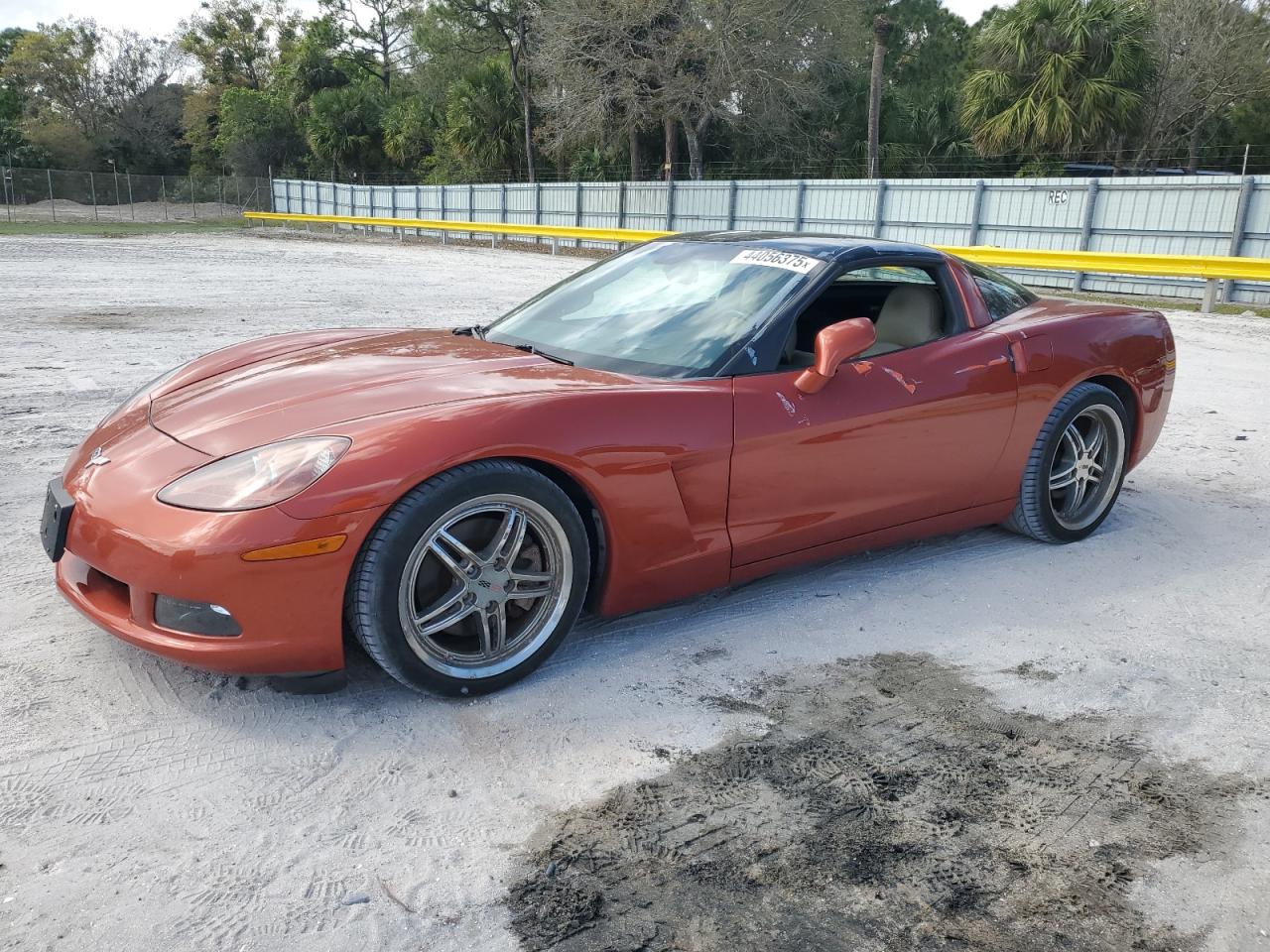 2005 Chevrolet Corvette - Image 1