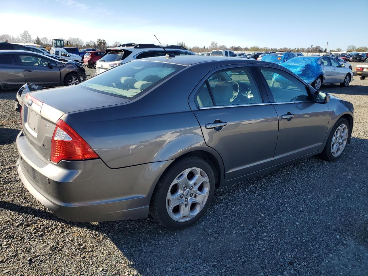 2010 Ford Fusion - Image 3