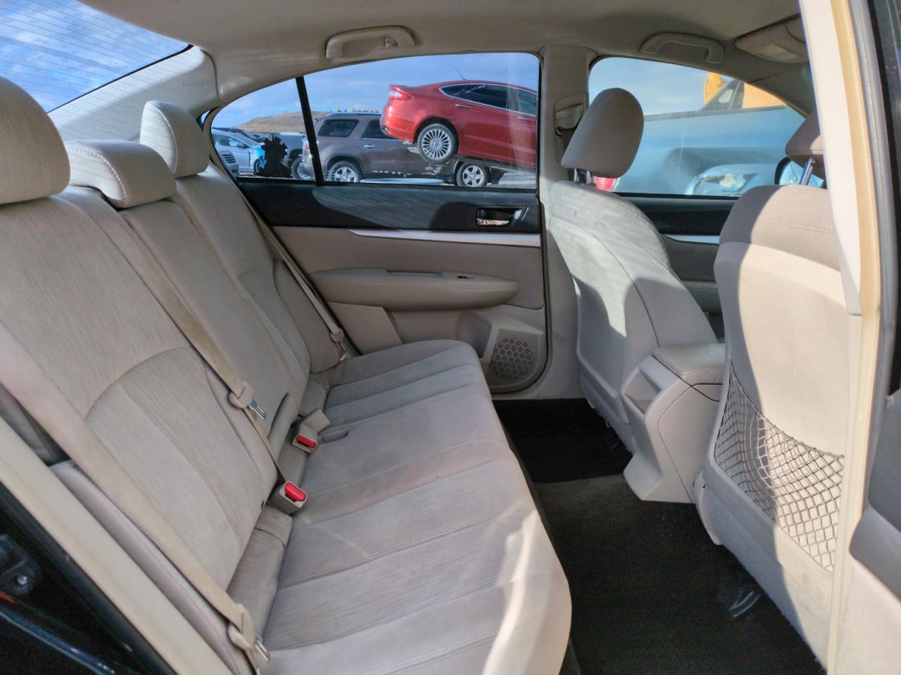 2014 Subaru Legacy - Image 10