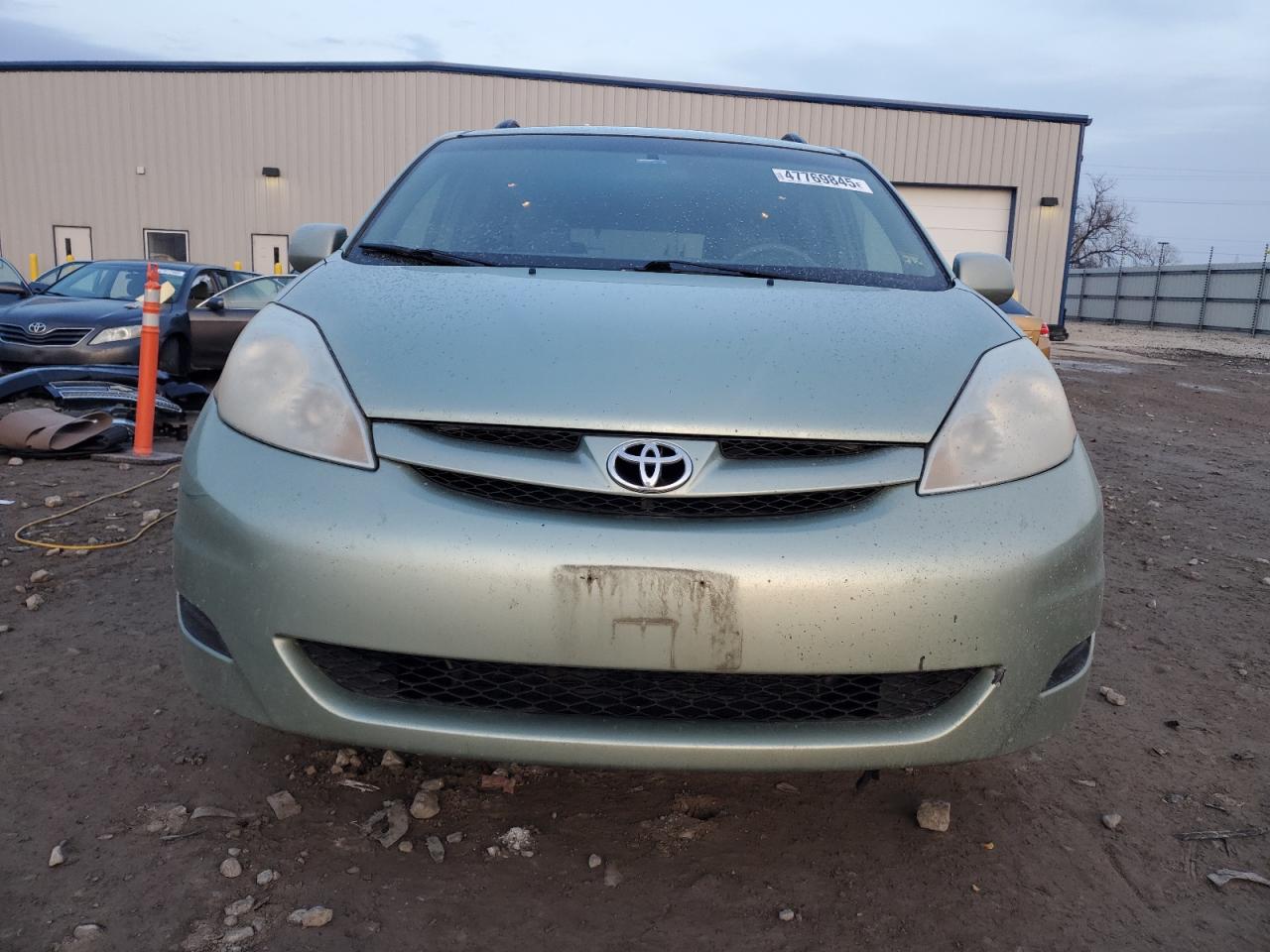 2008 Toyota Sienna - Image 5