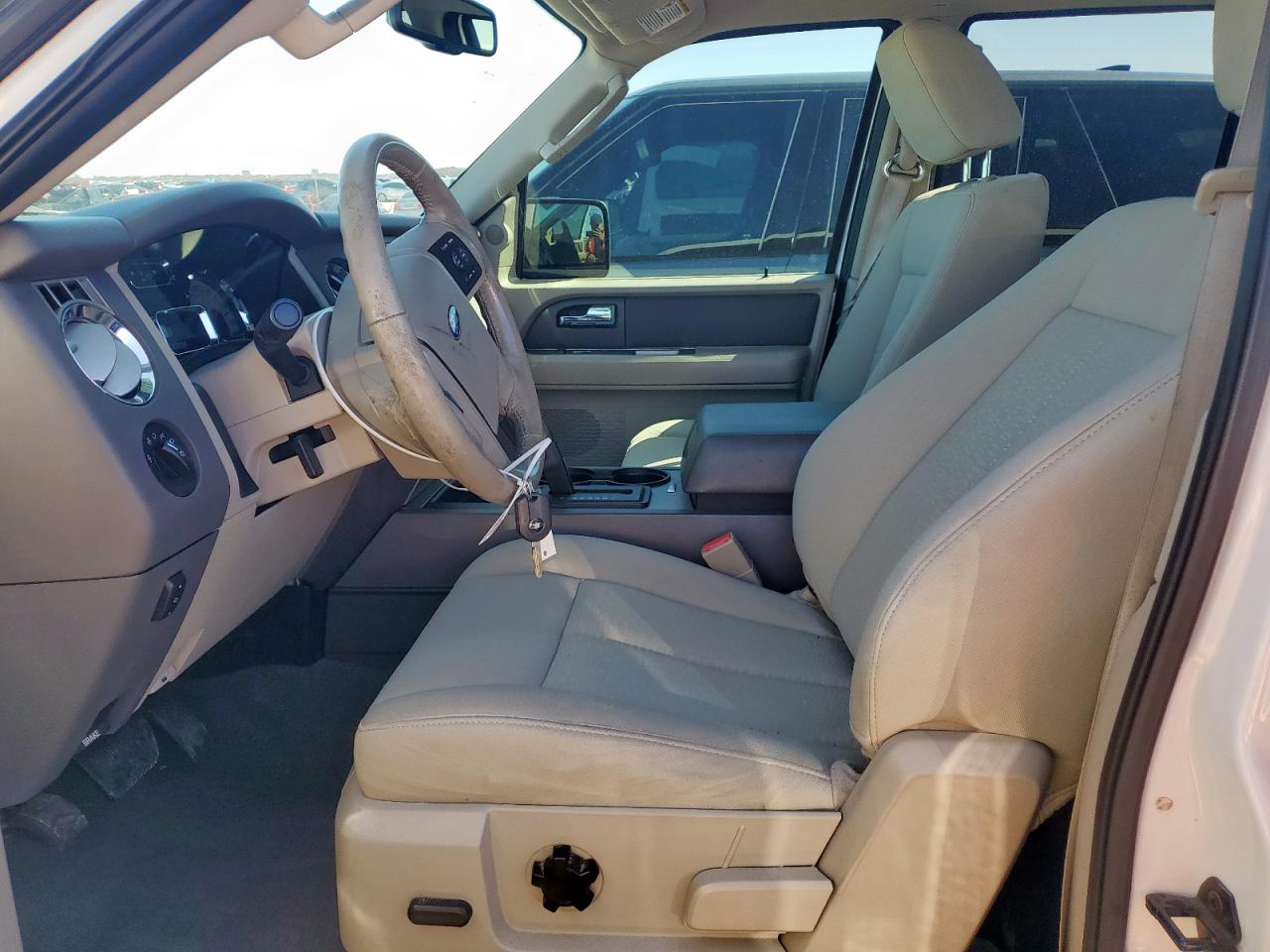 2009 Ford Expedition - Image 7