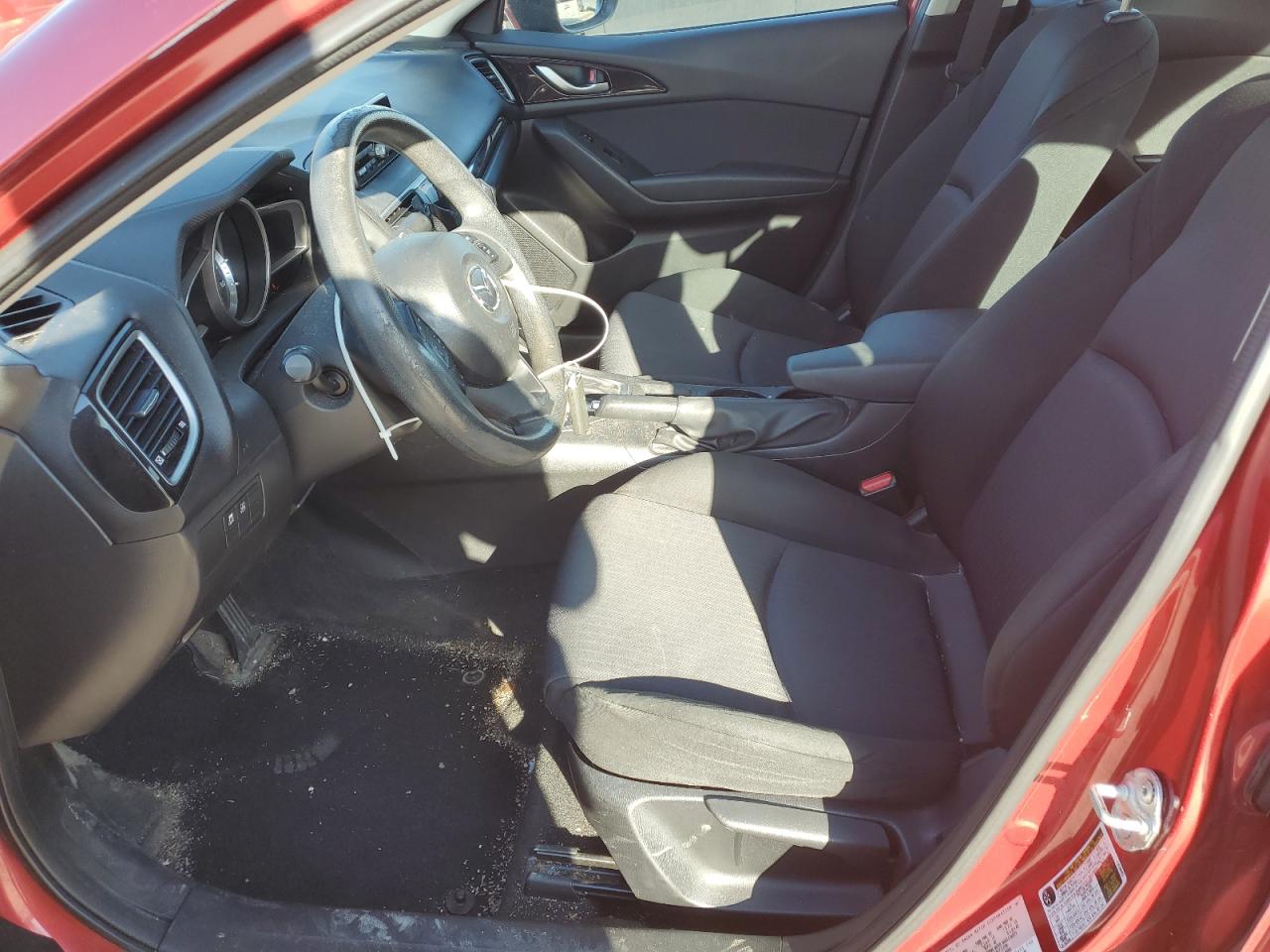 2014 Mazda 3 - Image 7