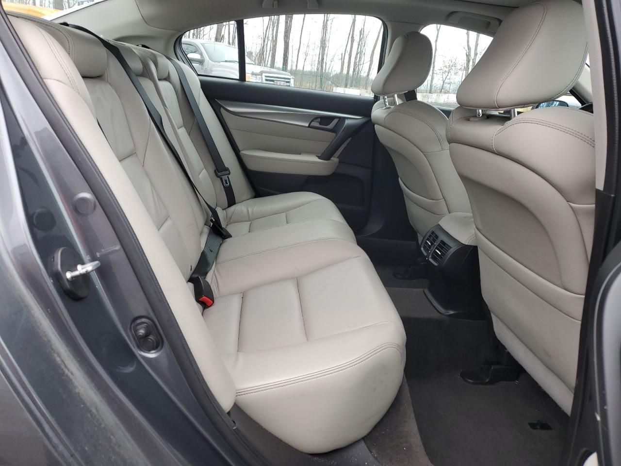 2011 Acura TL - Image 10