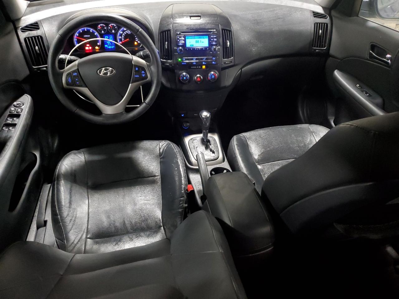 2012 Hyundai Elantra - Image 8