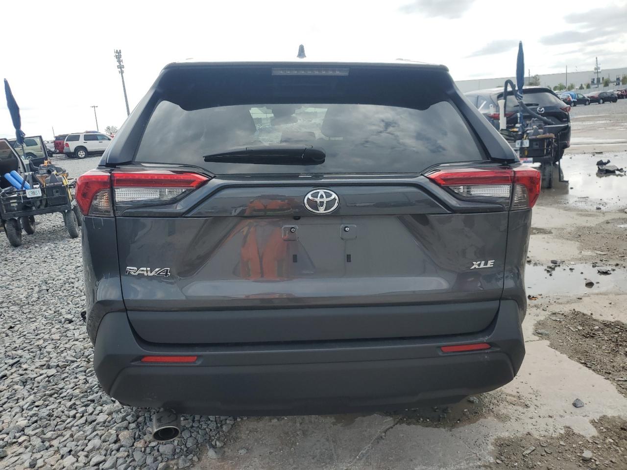 2022 Toyota Rav4 Xle VIN: 2T3W1RFV1NC213297 Lot: 82175925