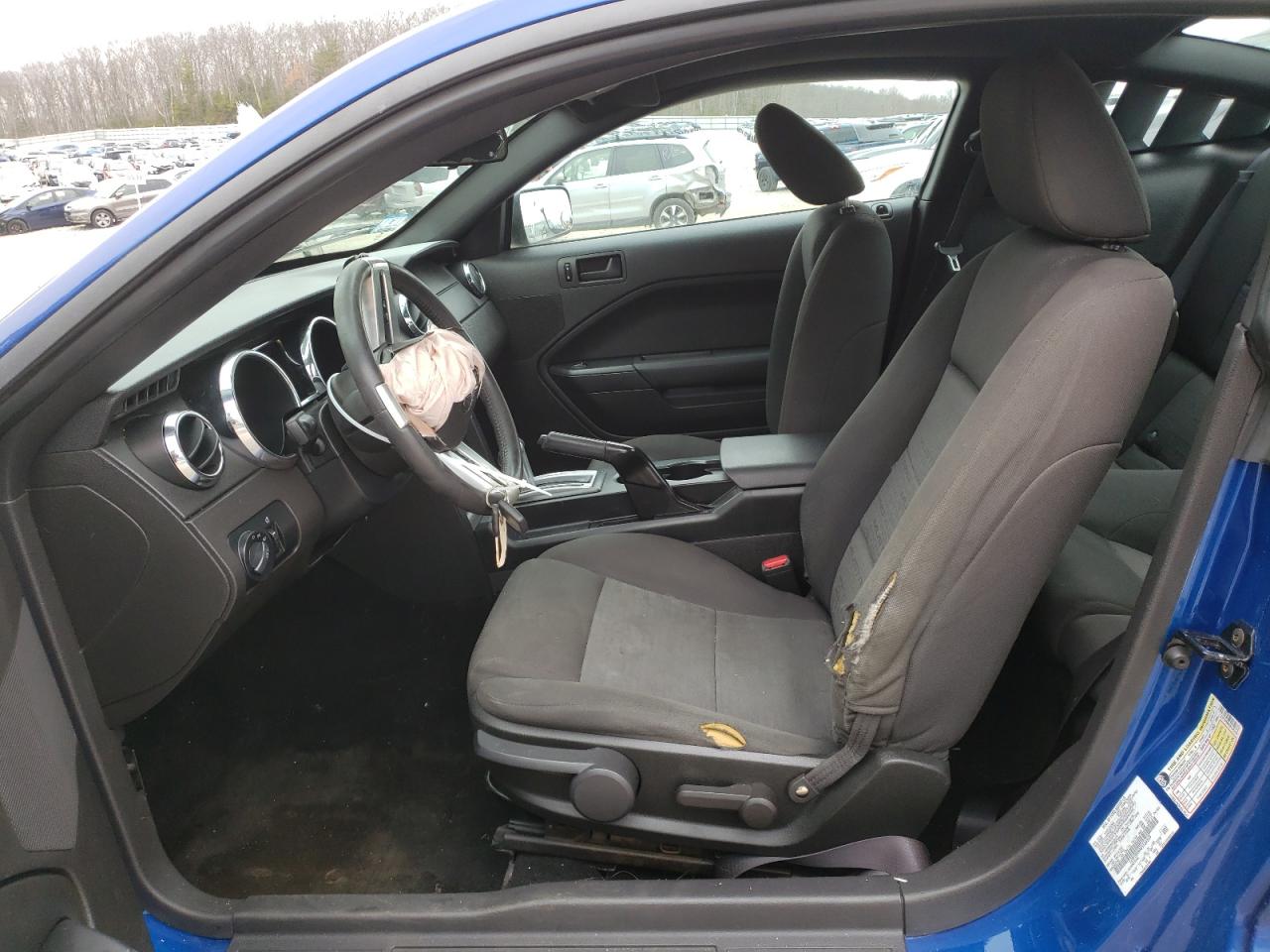 2006 Ford Mustang - Image 7