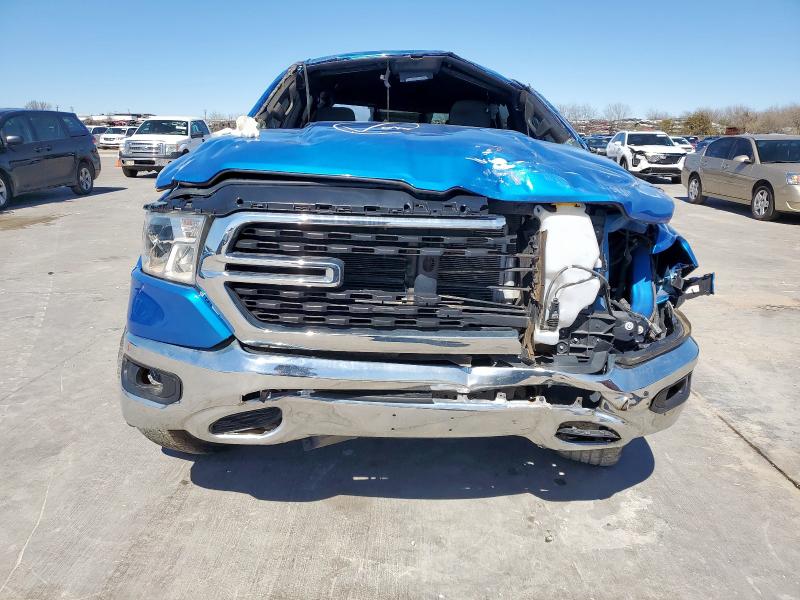  RAM 1500 2022 Granatowy