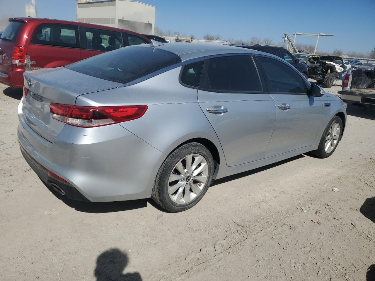 2017 Kia Optima - Image 3