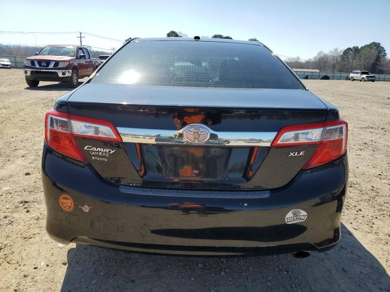 2014 Toyota Camry - Image 6