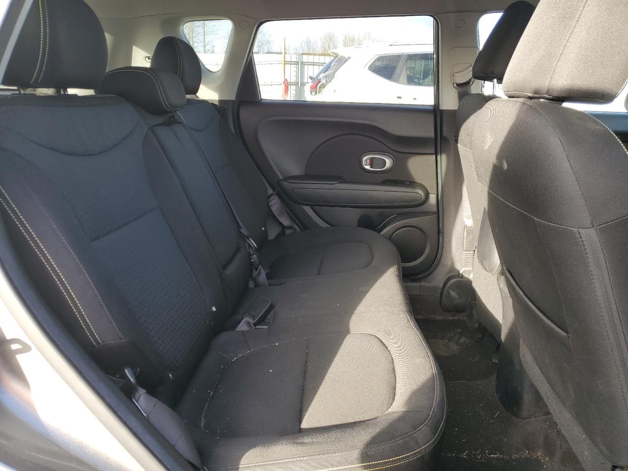 2016 Kia Soul - Image 11
