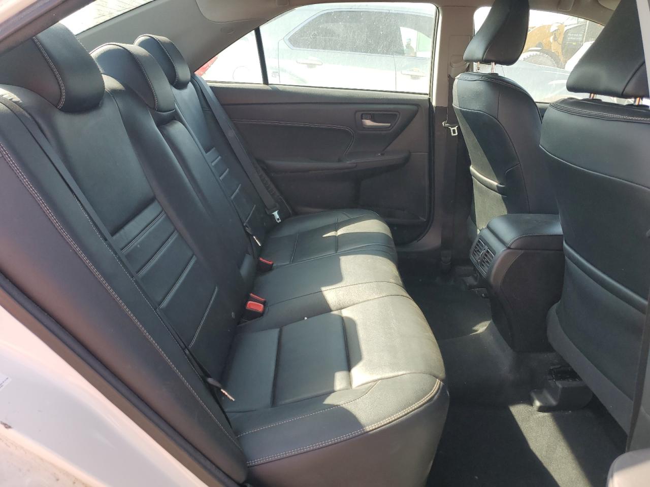 2017 Toyota Camry - Image 10