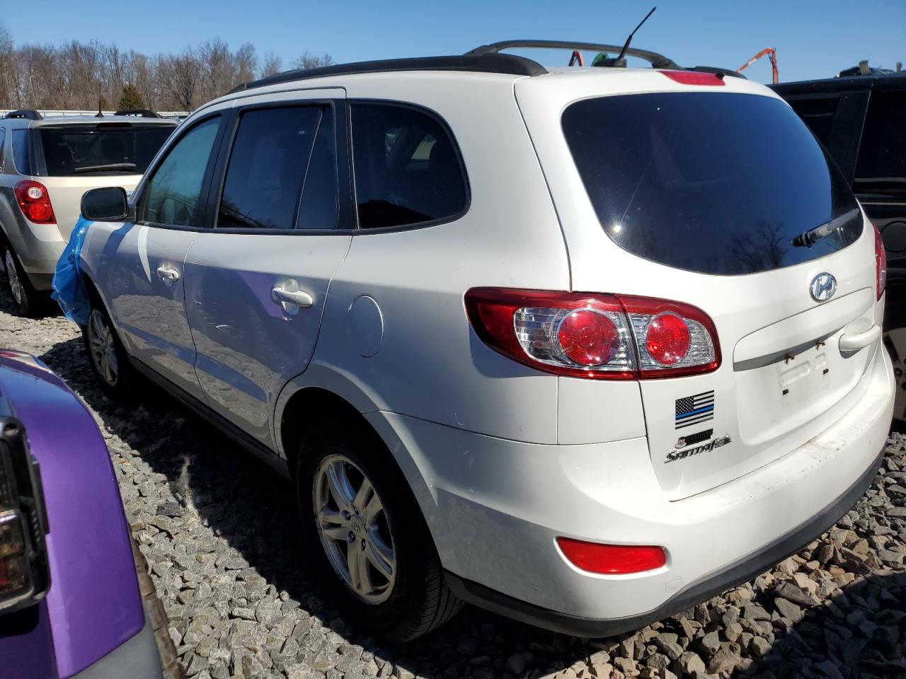2012 Hyundai Santa Fe - Image 2