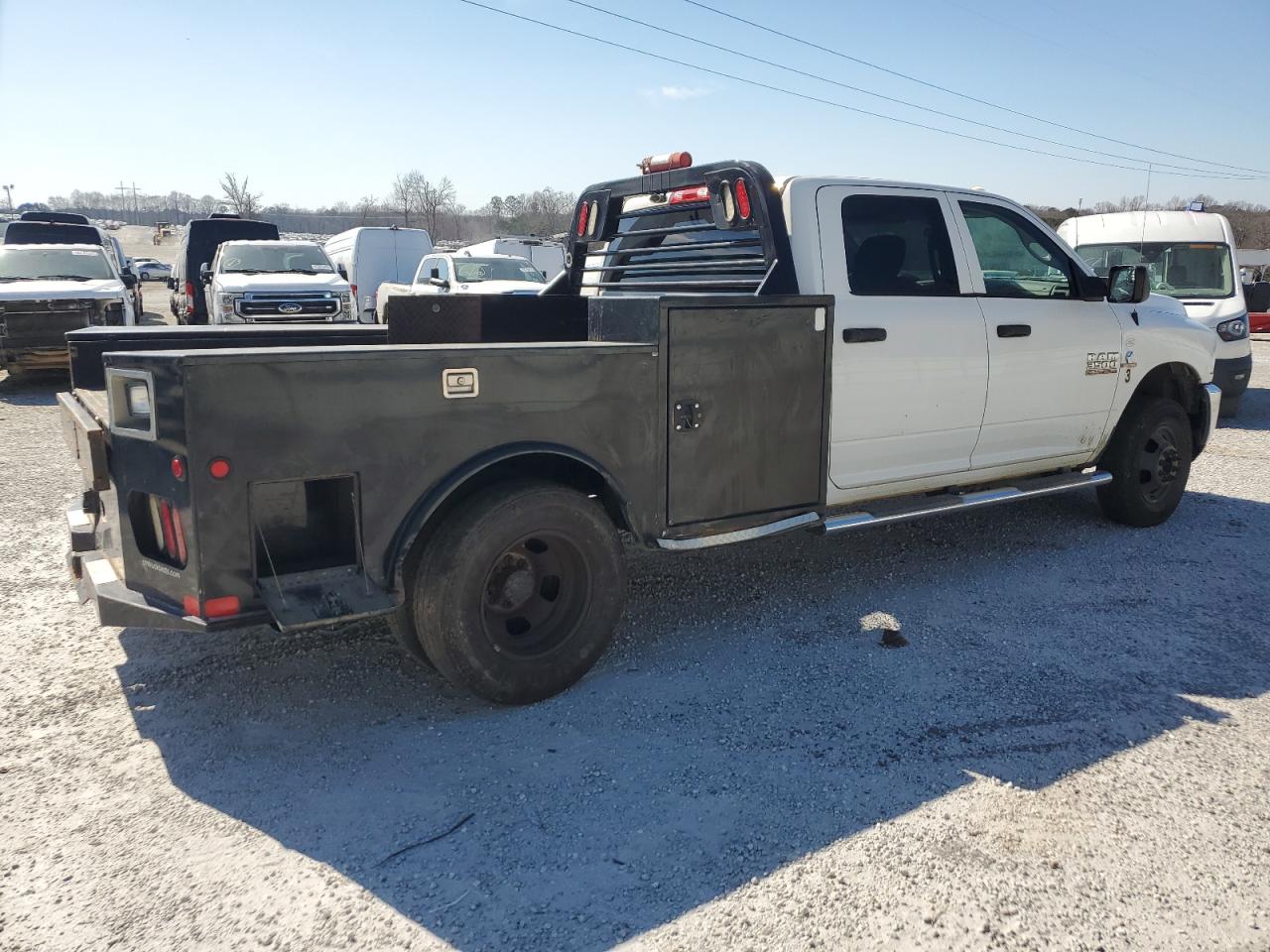 2014 RAM 3500 - Image 3