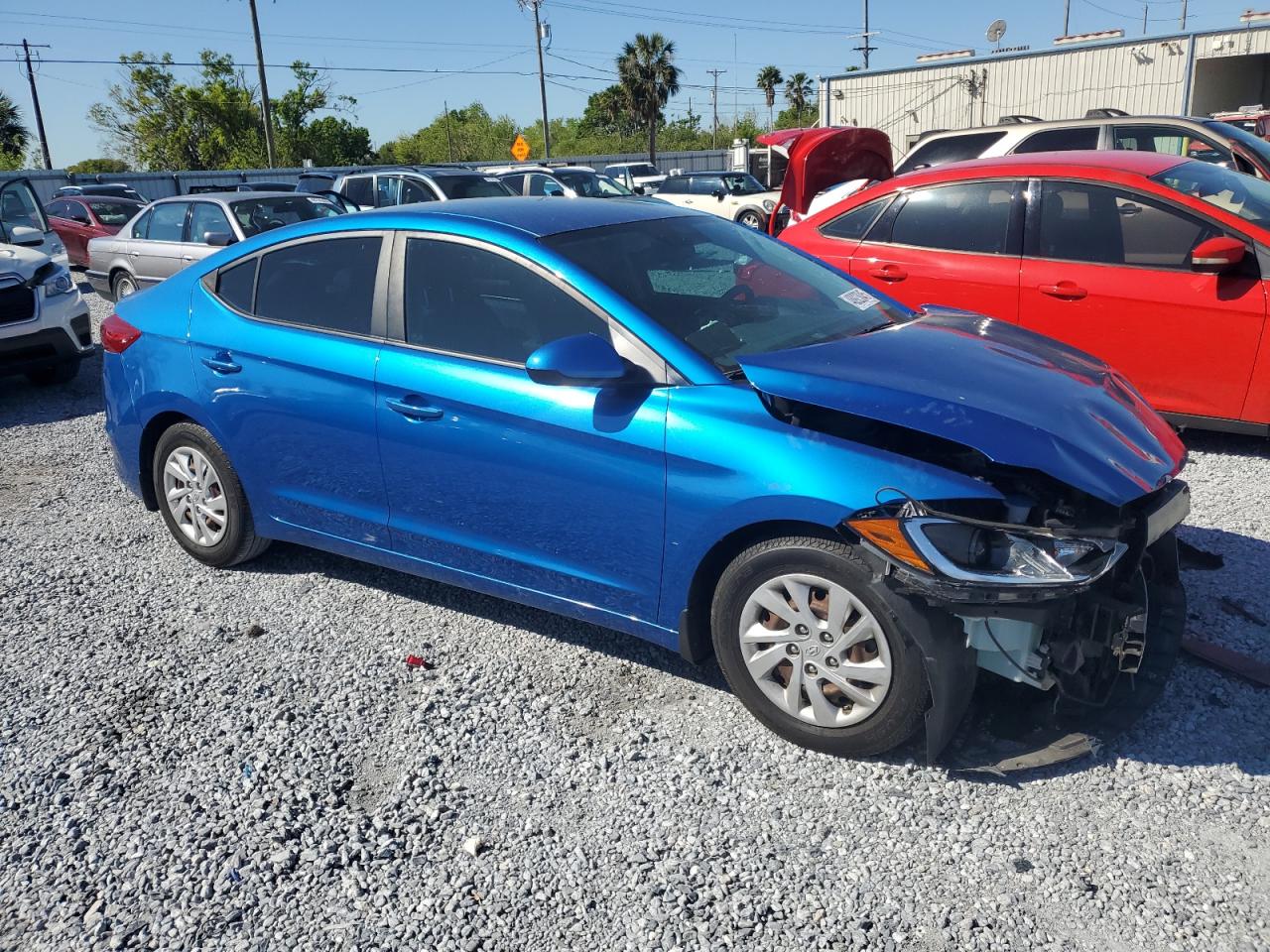2018 Hyundai Elantra - Image 4