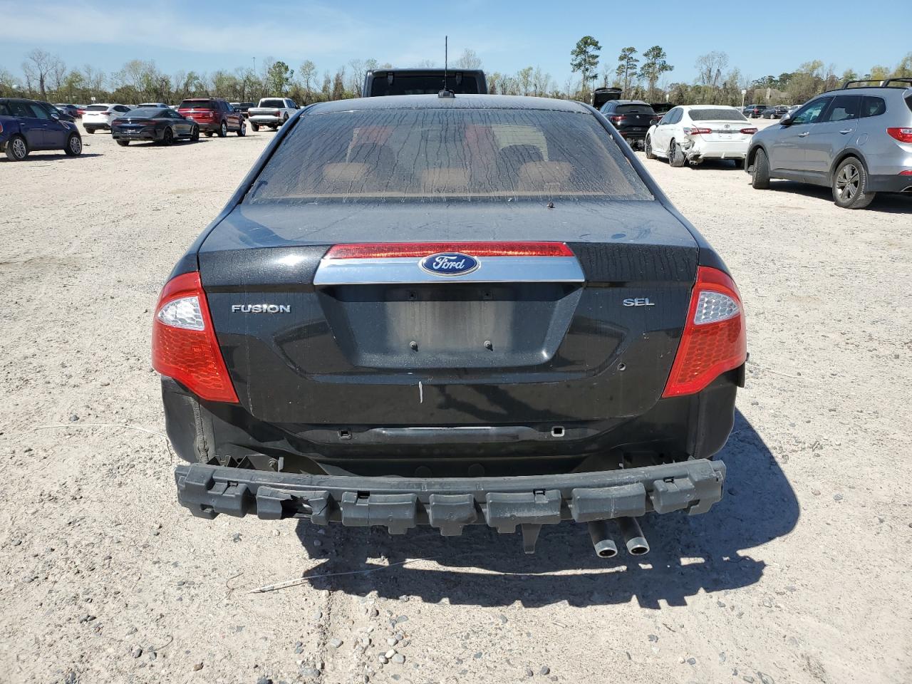 2010 Ford Fusion - Image 6