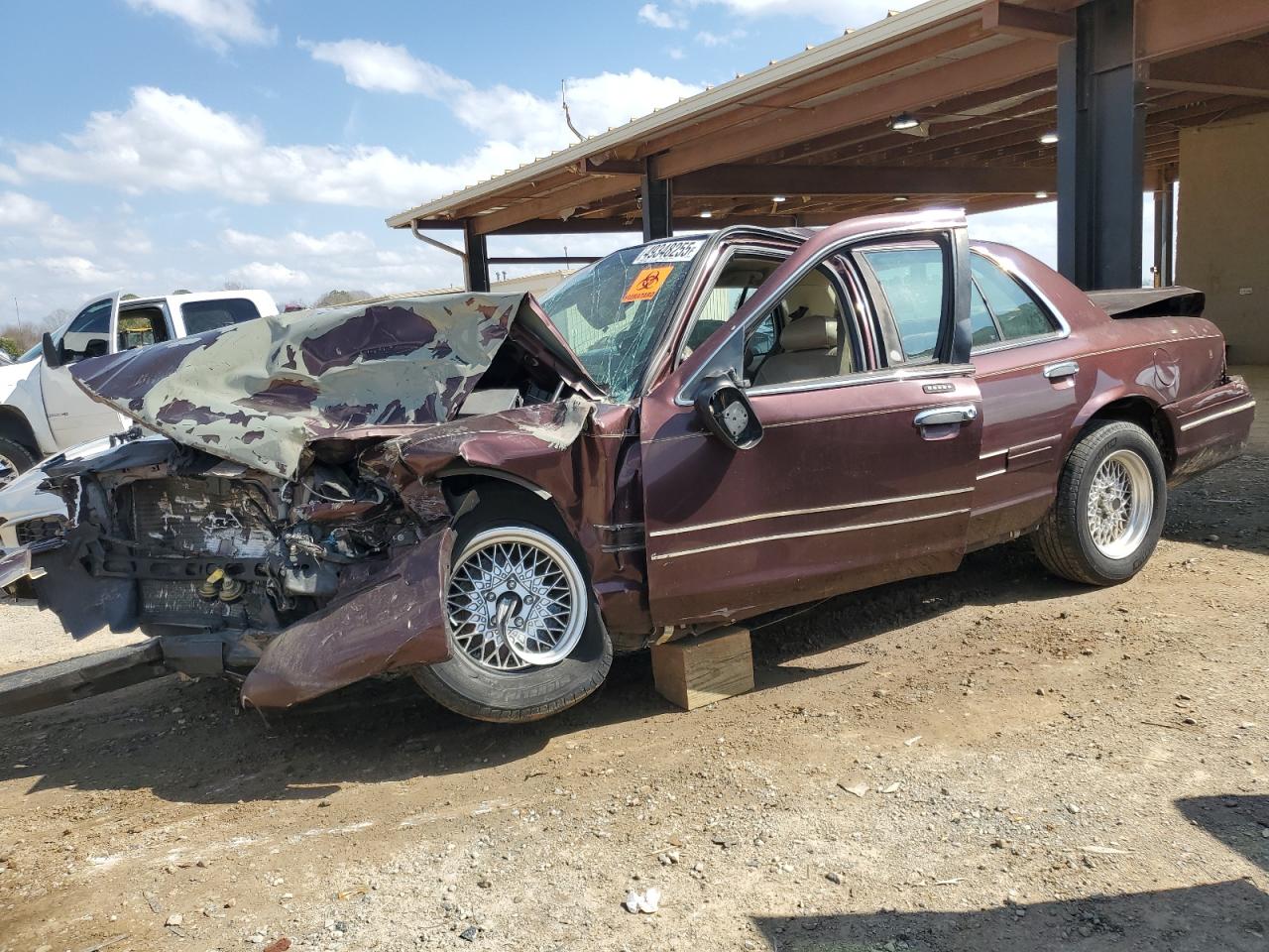 2001 Ford Crown Victoria Lx for Sale in Tanner, AL - All Over
