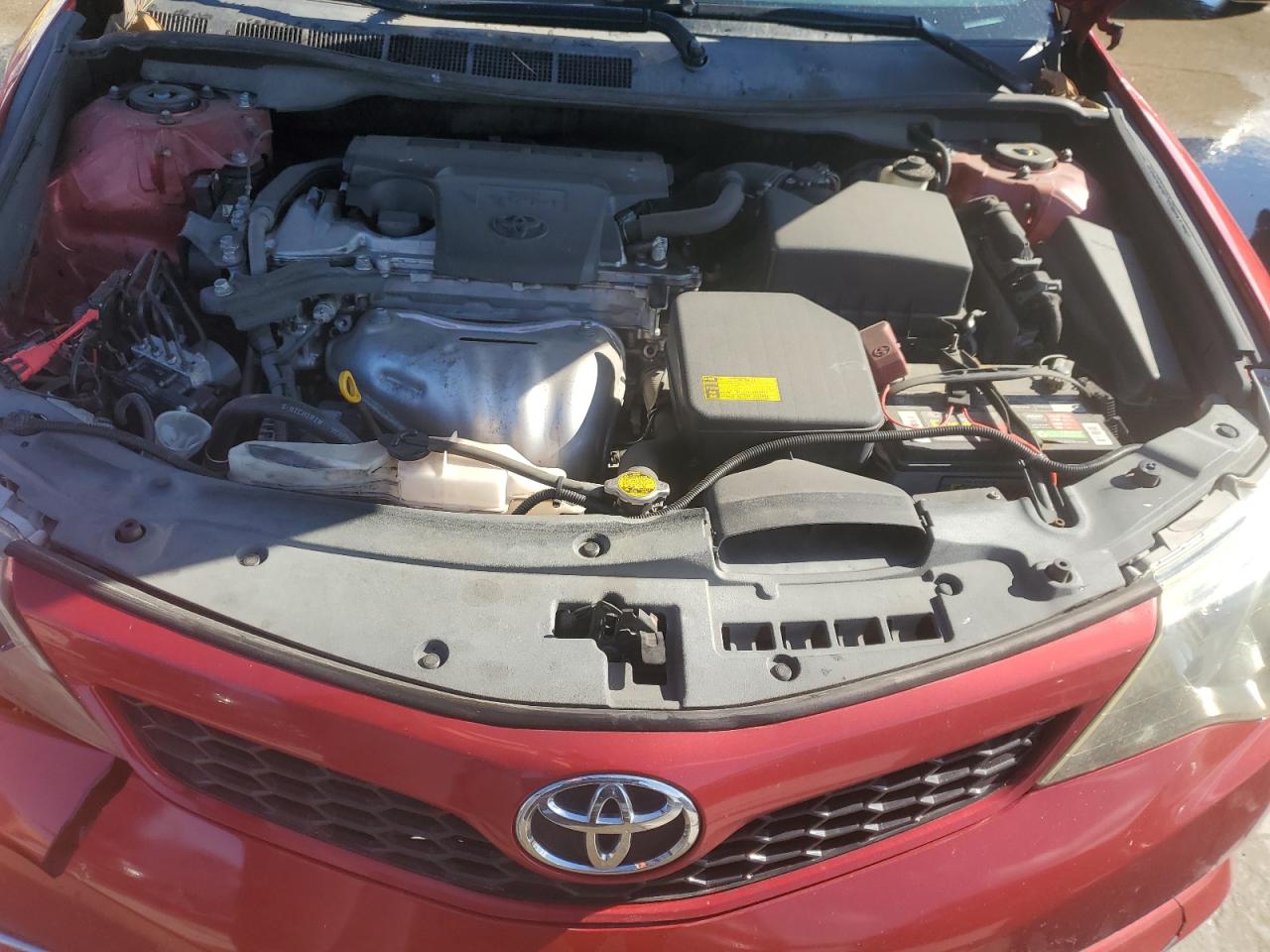 2012 Toyota Camry - Image 11
