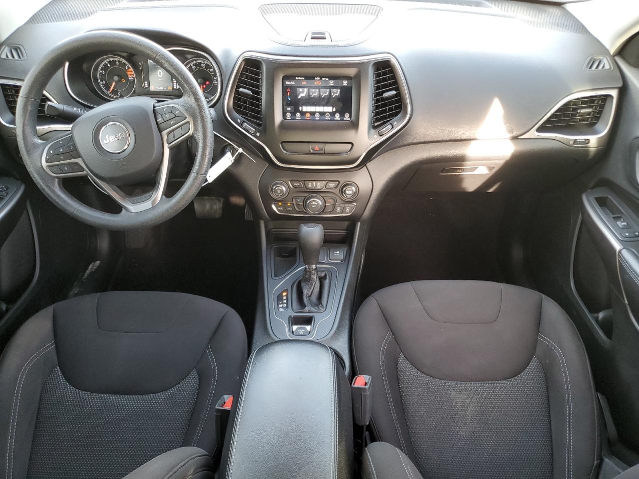 2019 Jeep Grand Cherokee - Image 8
