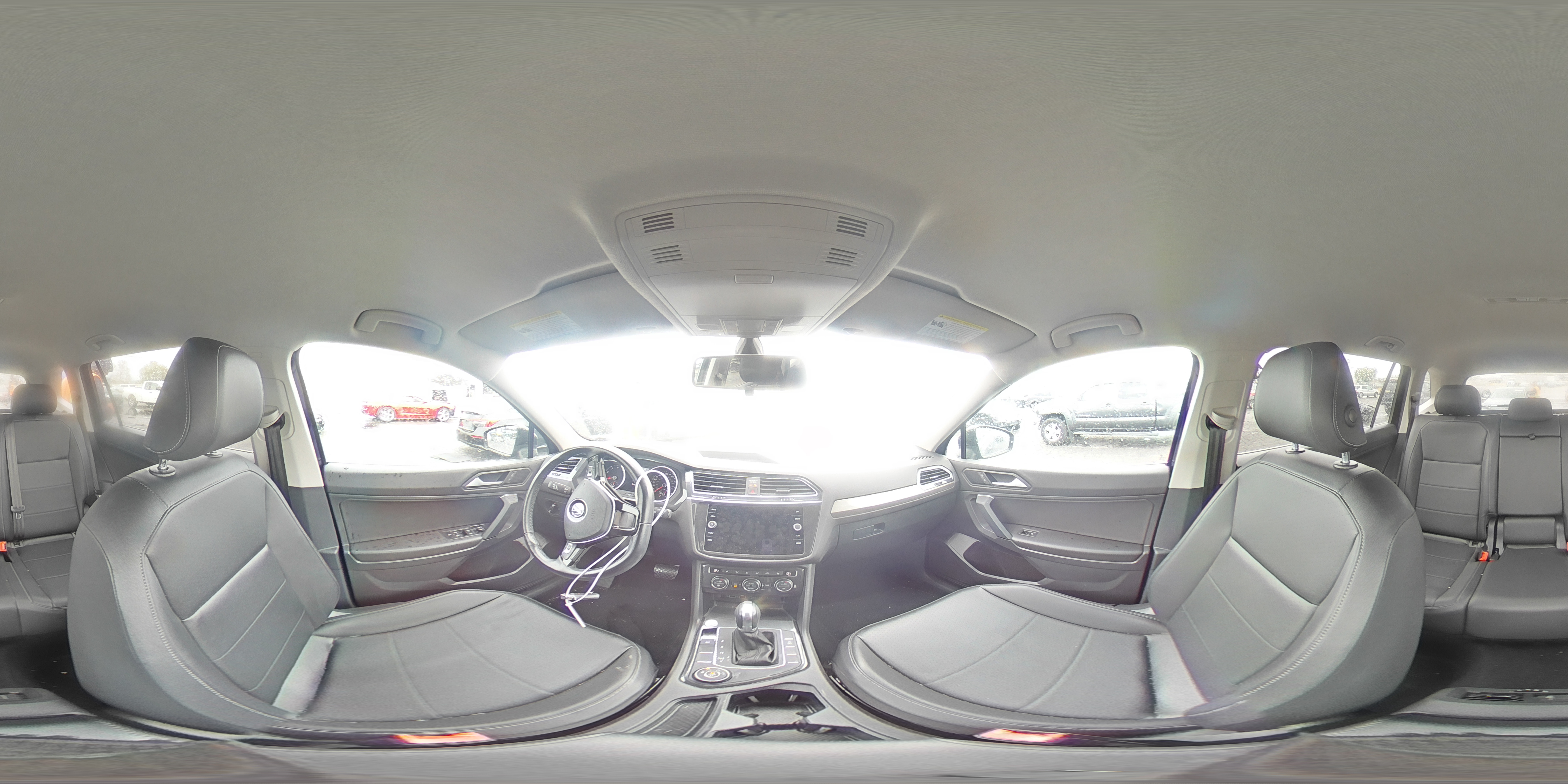 2019 Volkswagen Tiguan - Image 13