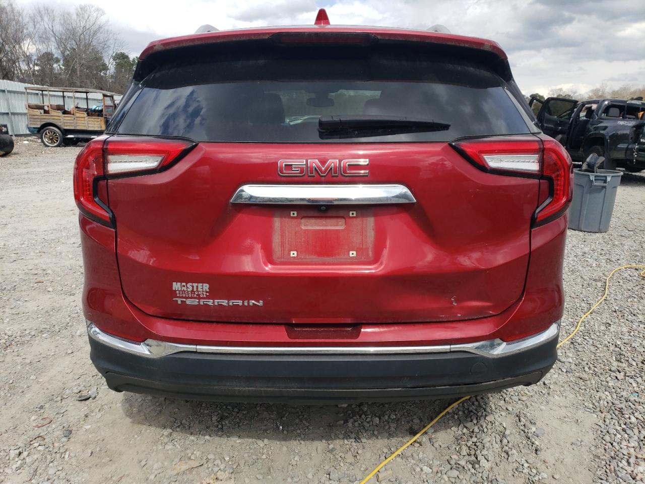 2022 GMC Terrain - Image 6