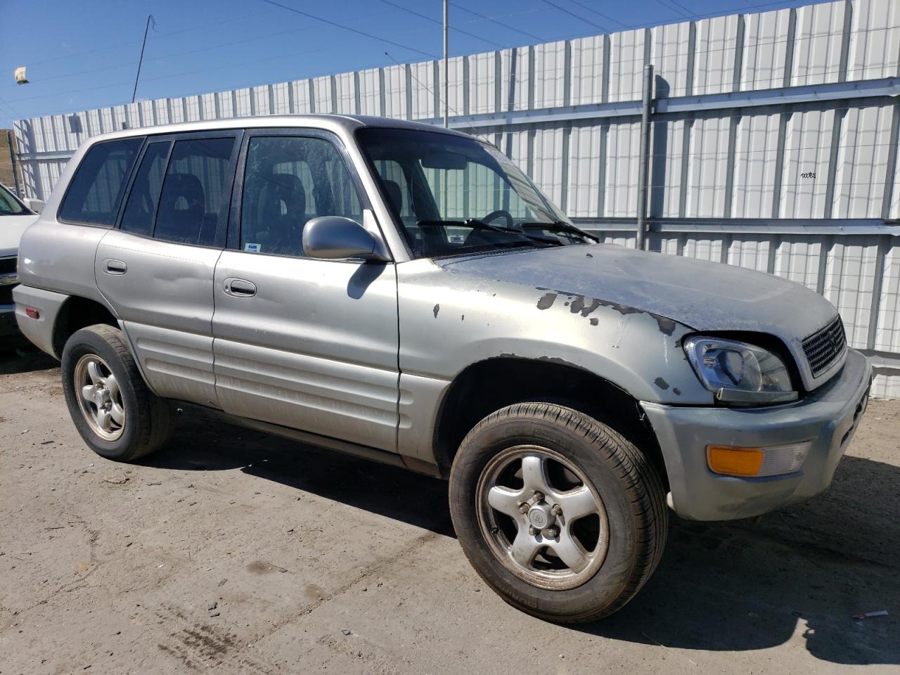 2000 Toyota RAV 4 - Image 4