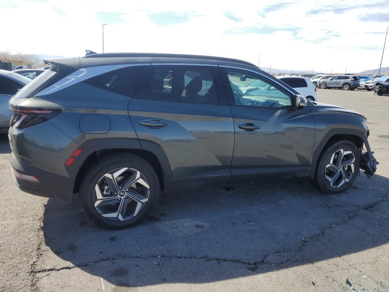 2023 Hyundai Tucson - Image 3