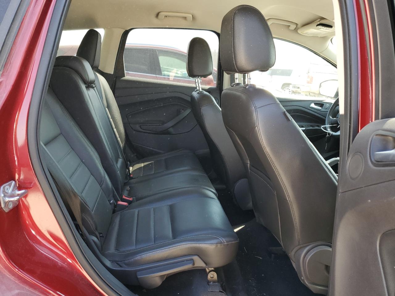 2015 Ford Escape - Image 11
