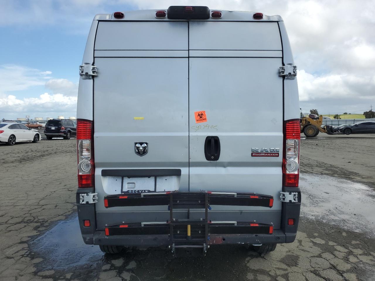 2018 Ram Promaster 3500 3500 High VIN: 3C6URVHGXJE123858 Lot: 48959825