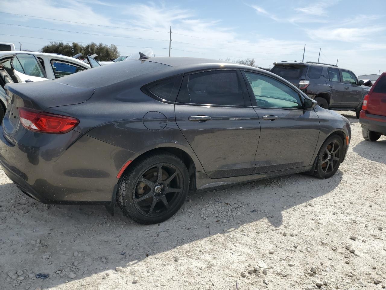 2016 Chrysler 200 - Image 3