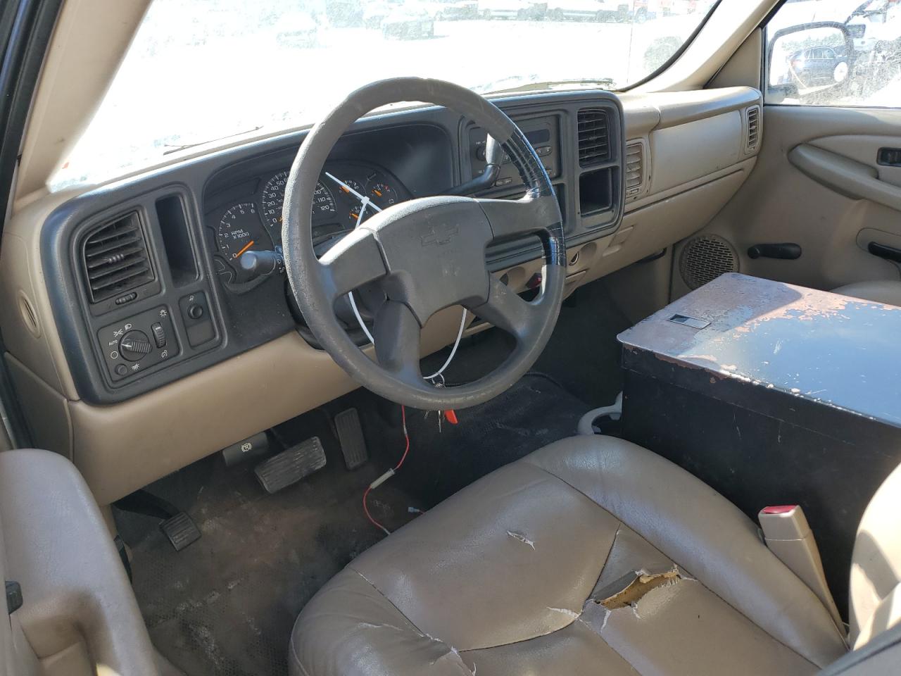 2007 Chevrolet Silverado - Image 8