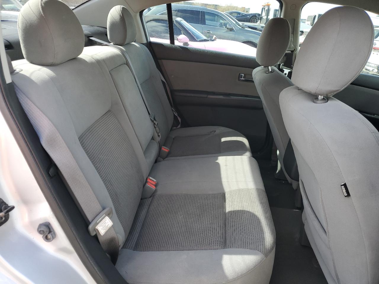 2012 Nissan Sentra - Image 10