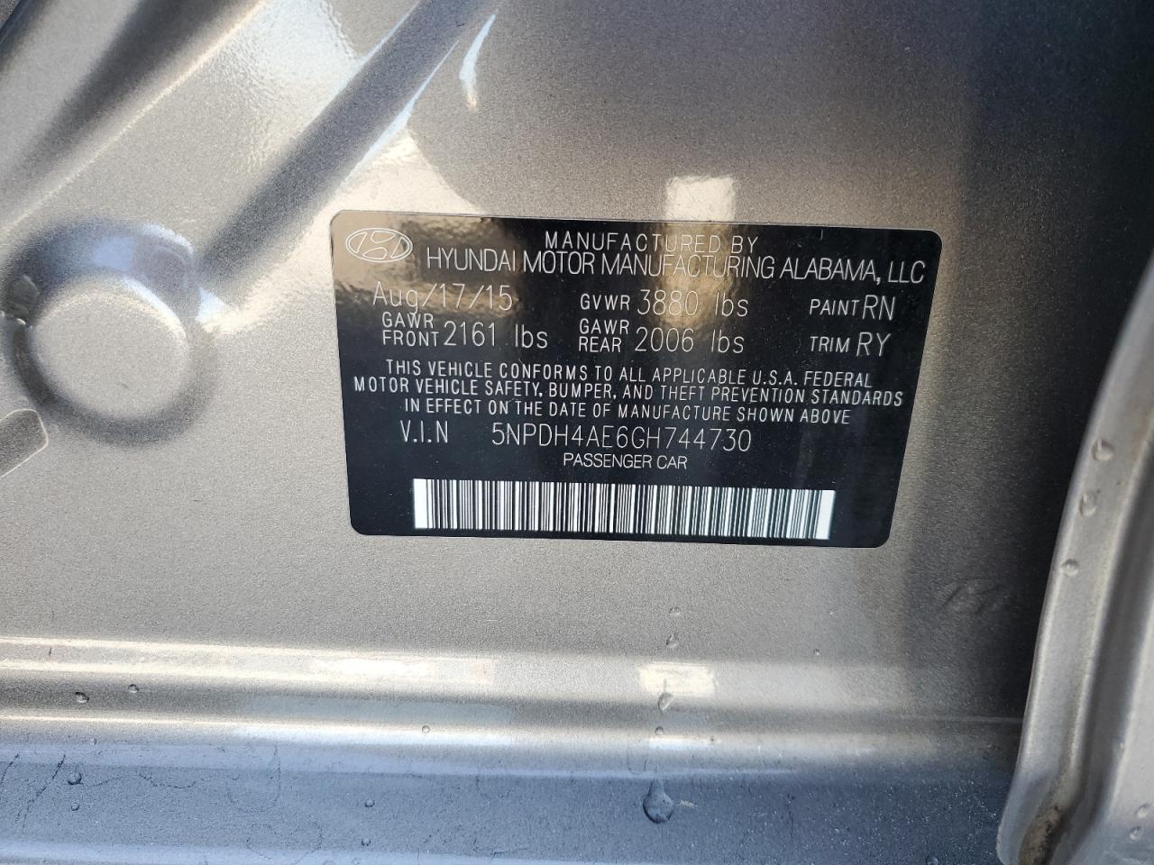 2016 Hyundai Elantra - Image 14