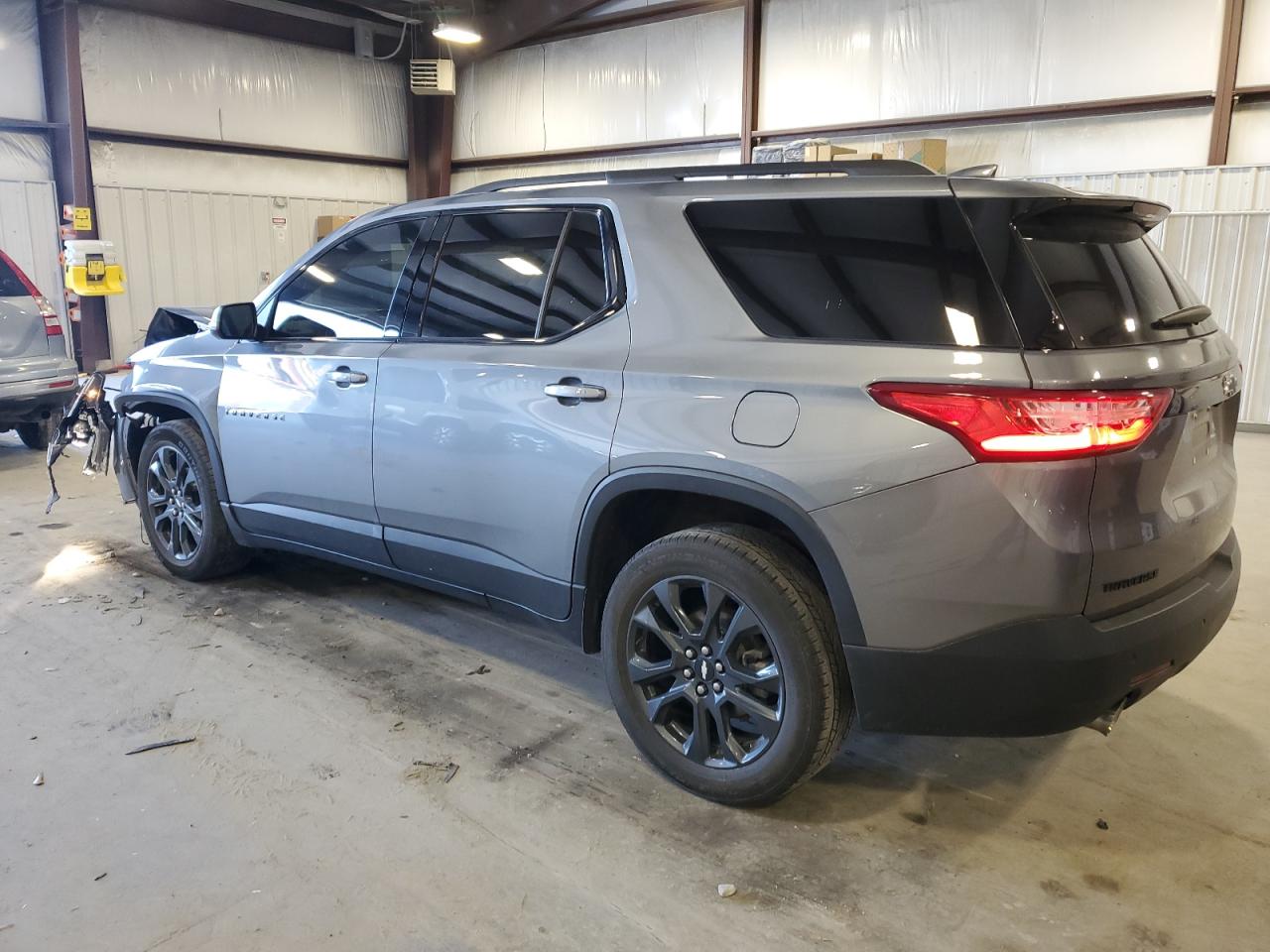 2021 Chevrolet Traverse - Image 2