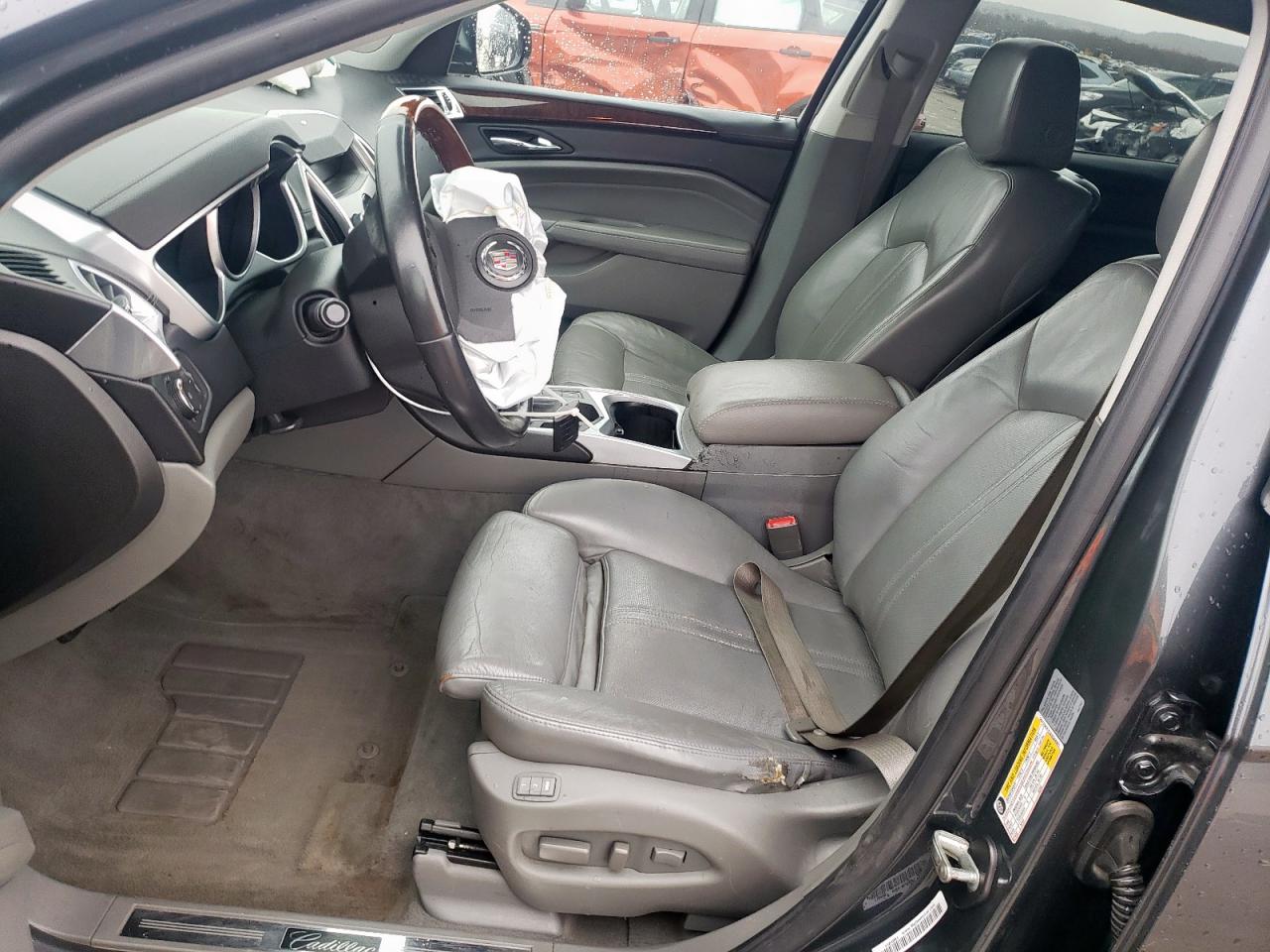 2010 Cadillac SRX - Image 7