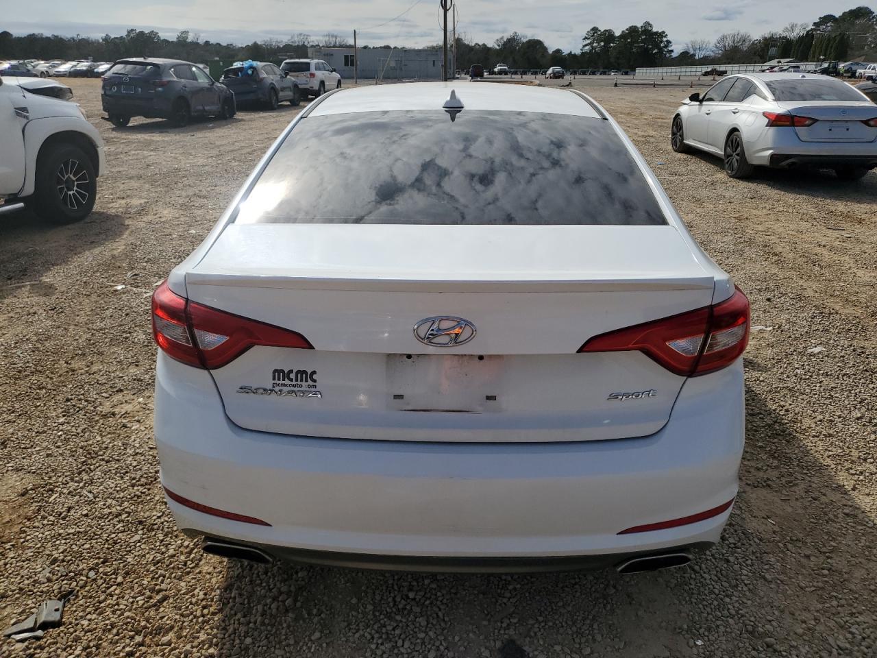 2016 Hyundai Sonata - Image 6