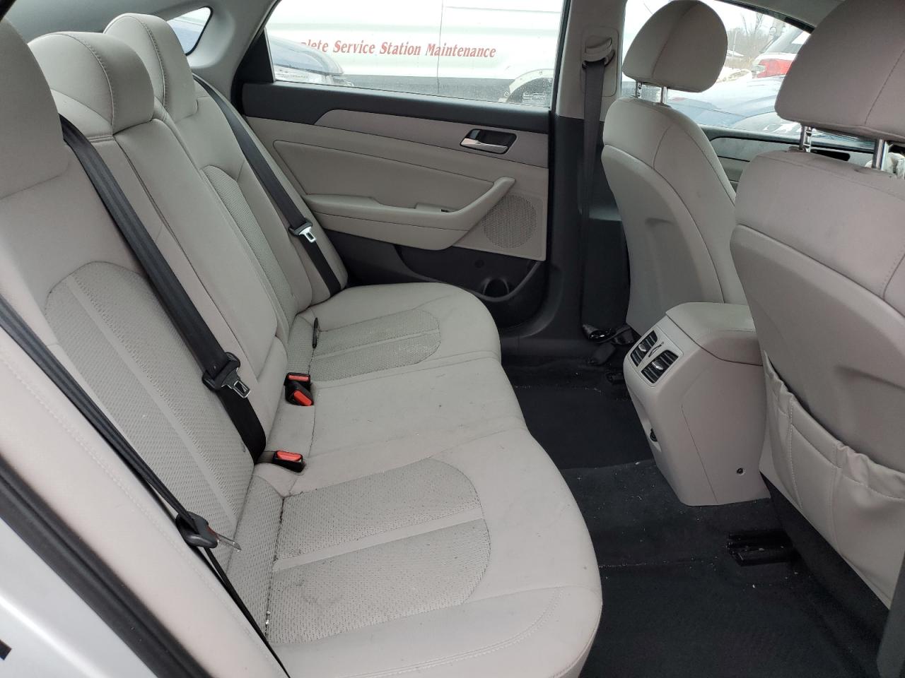 2019 Hyundai Sonata - Image 10