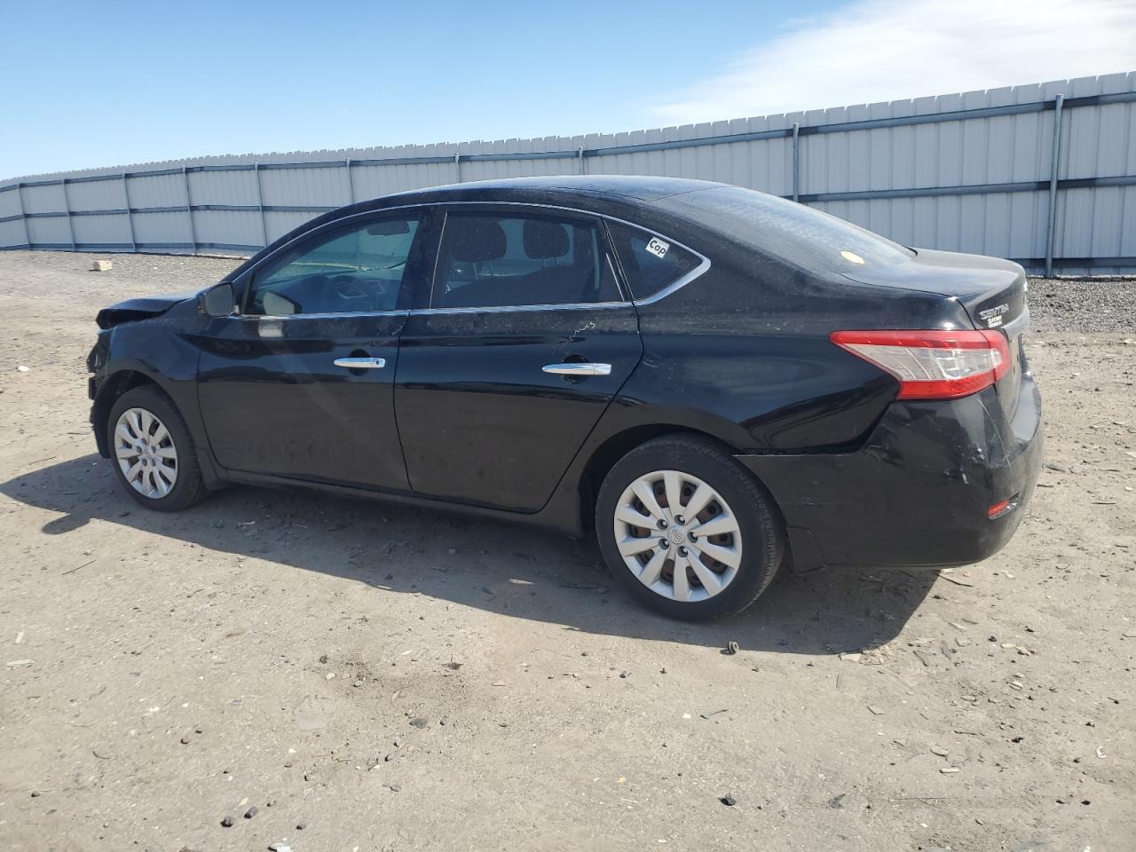2015 Nissan Sentra - Image 2