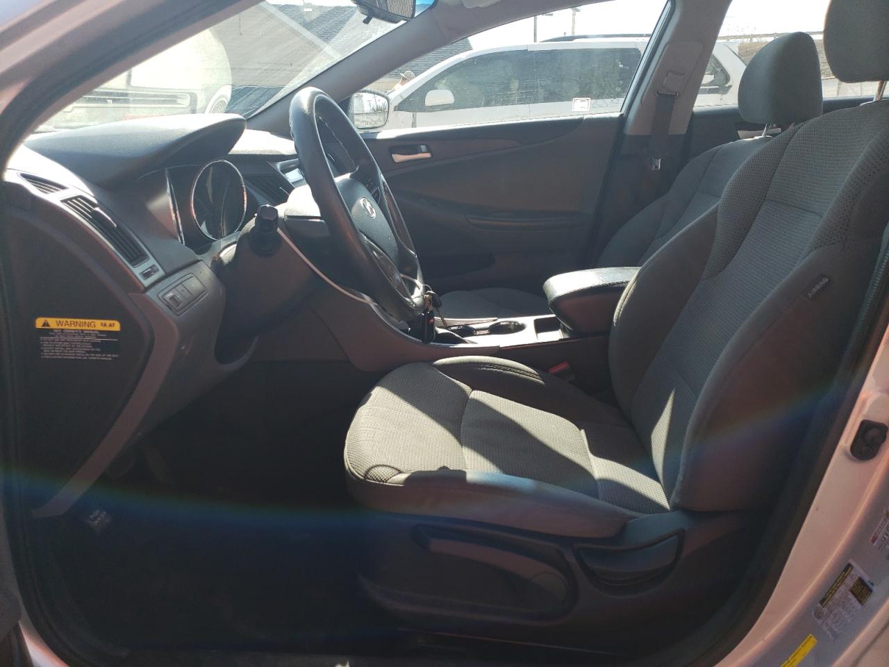 2014 Hyundai Sonata - Image 7