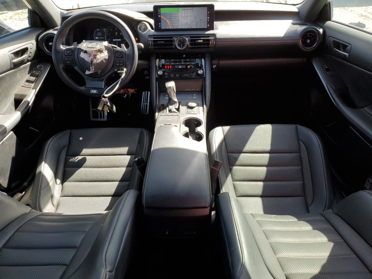 2023 Lexus IS - Image 8